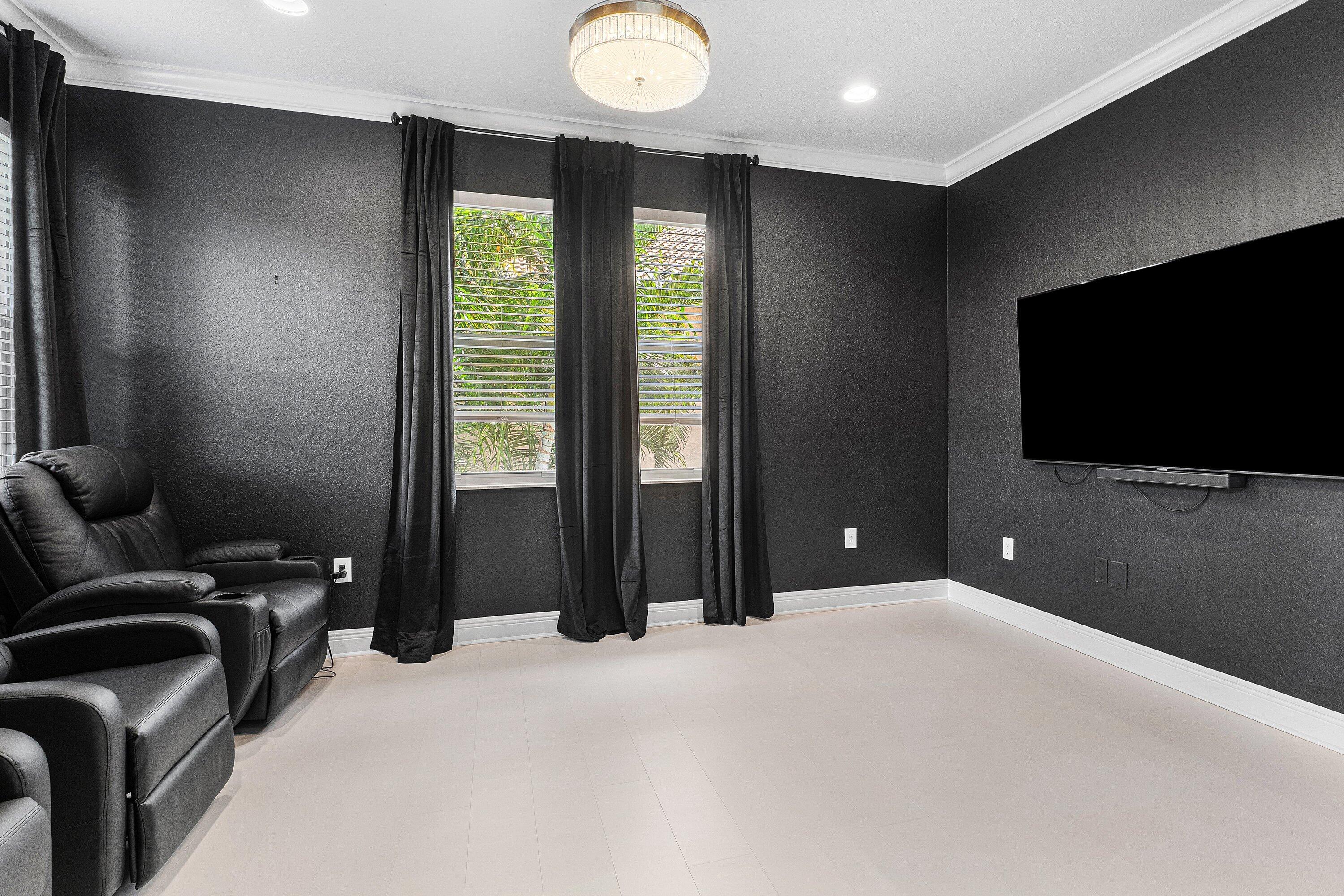 CANYON ISLES - Residential