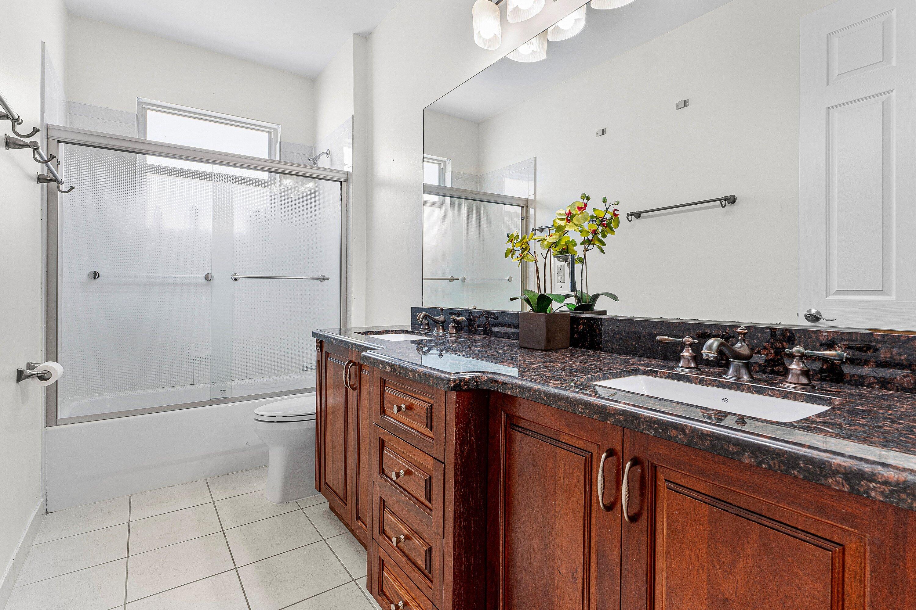 CANYON ISLES - Residential