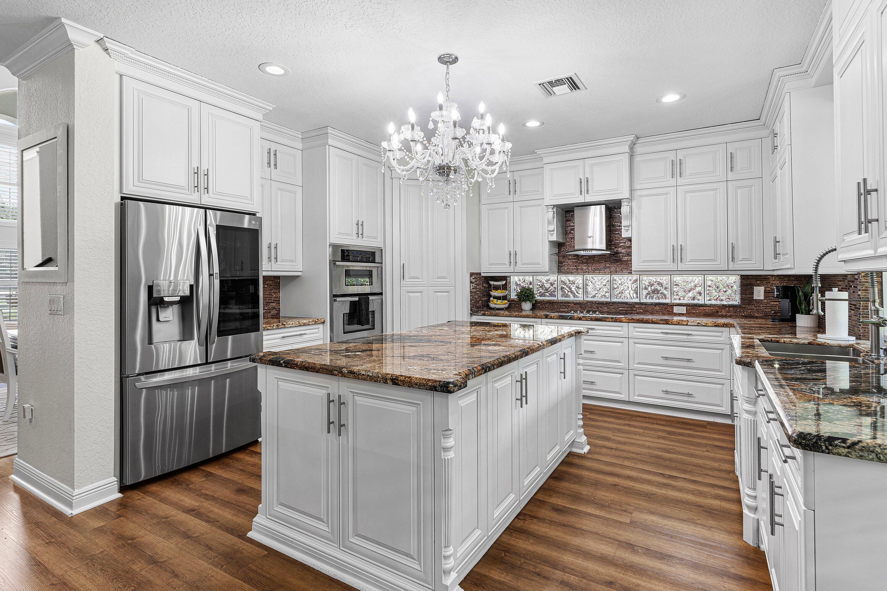 CANYON ISLES - Residential