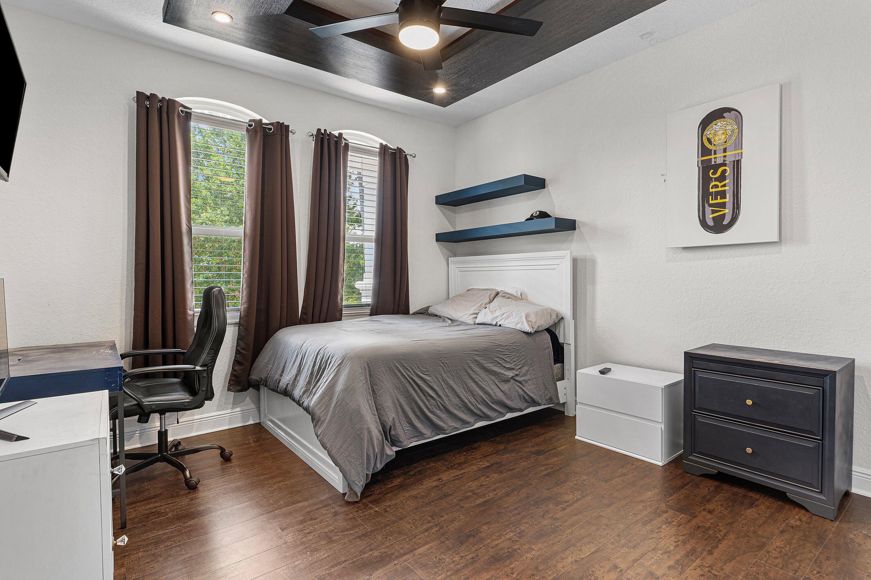 CANYON ISLES - Residential