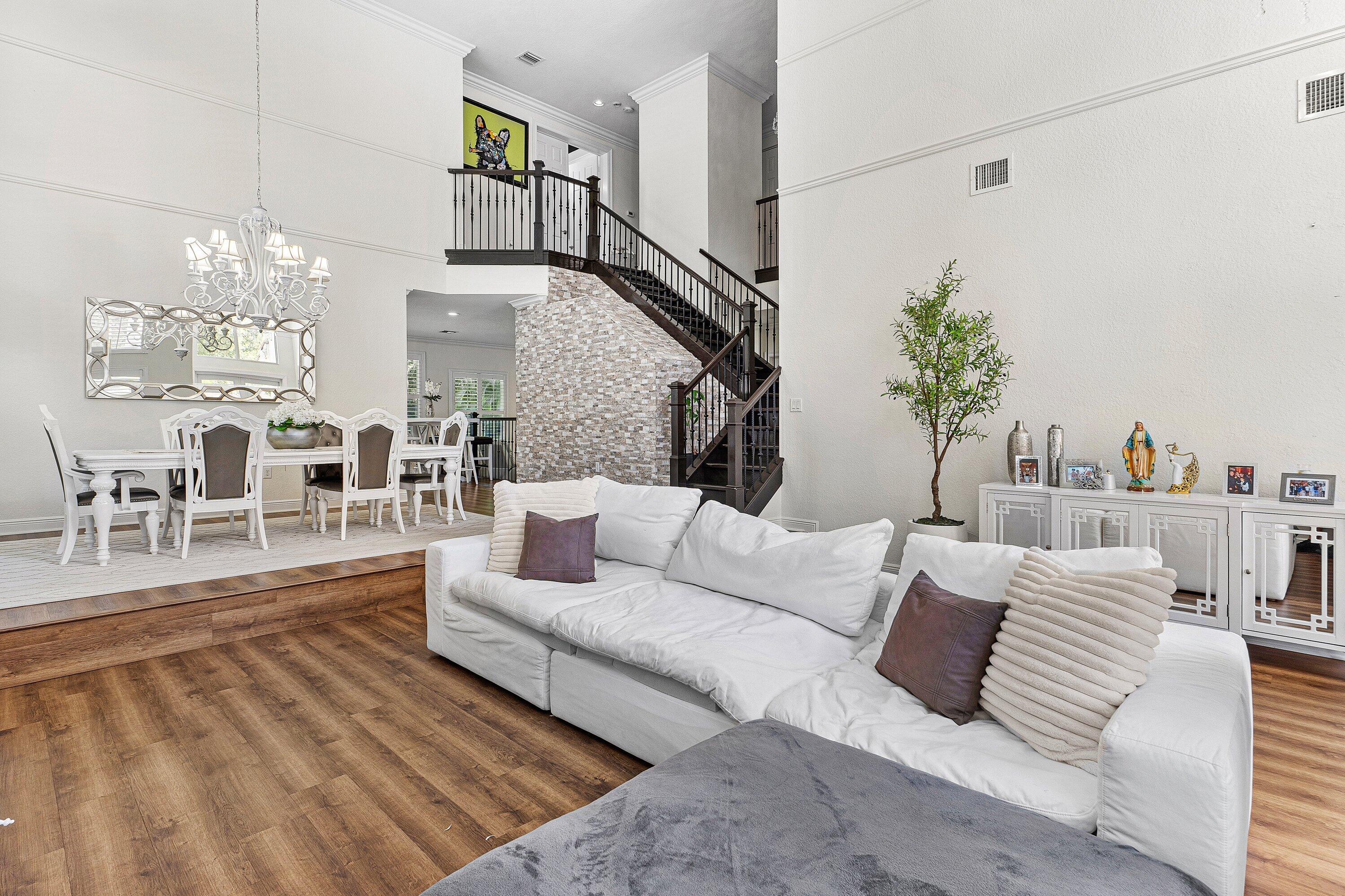 CANYON ISLES - Residential