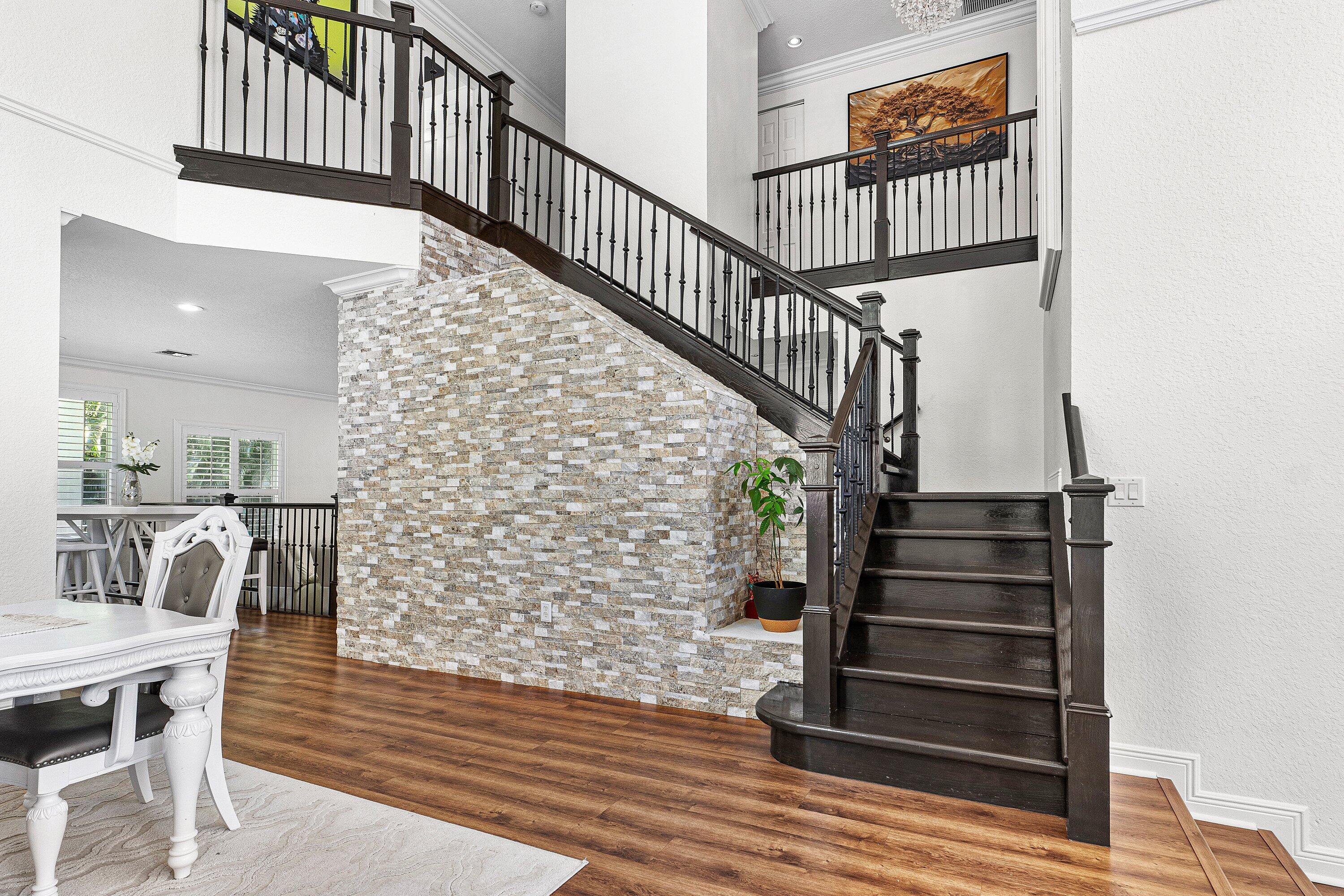 CANYON ISLES - Residential
