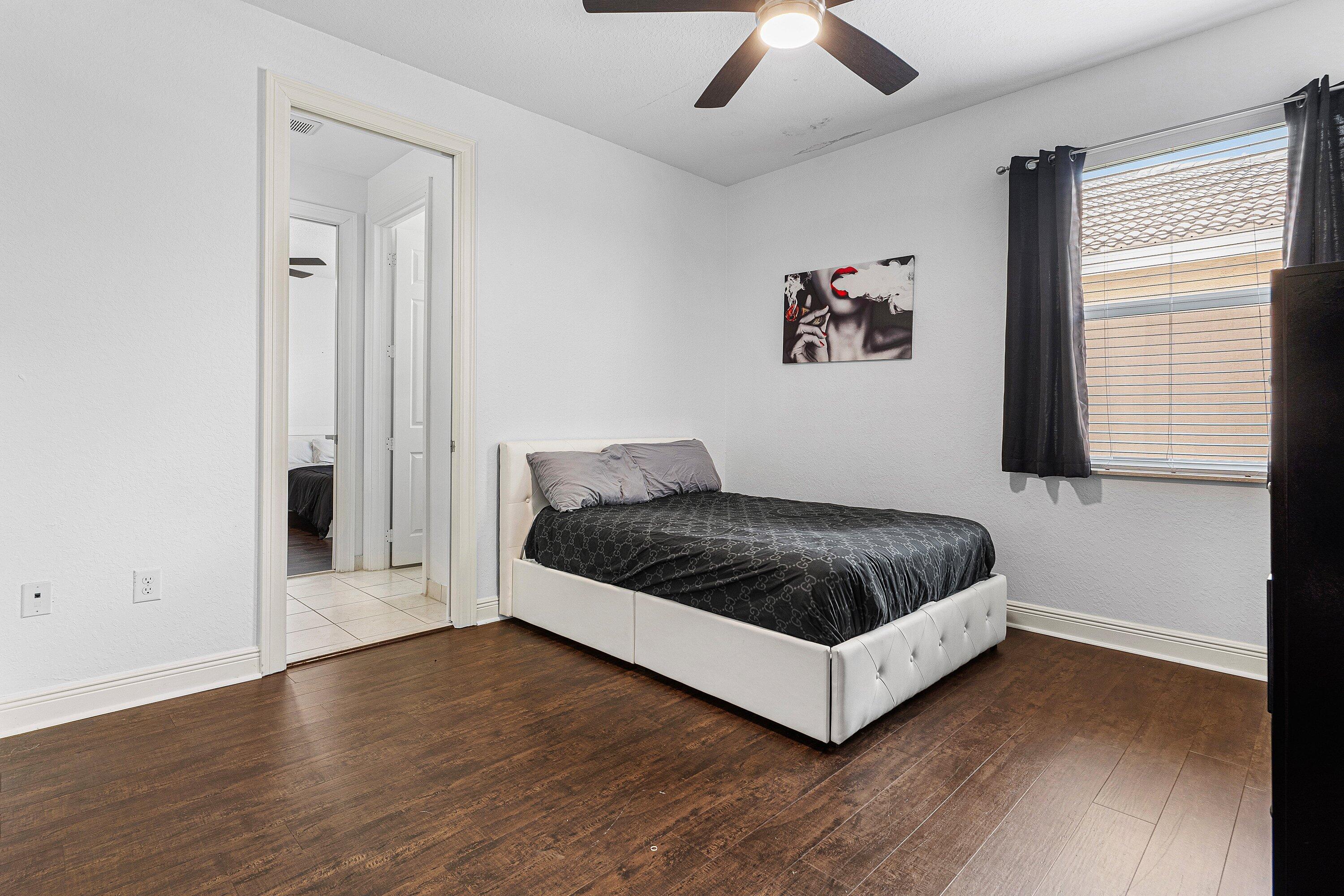 CANYON ISLES - Residential