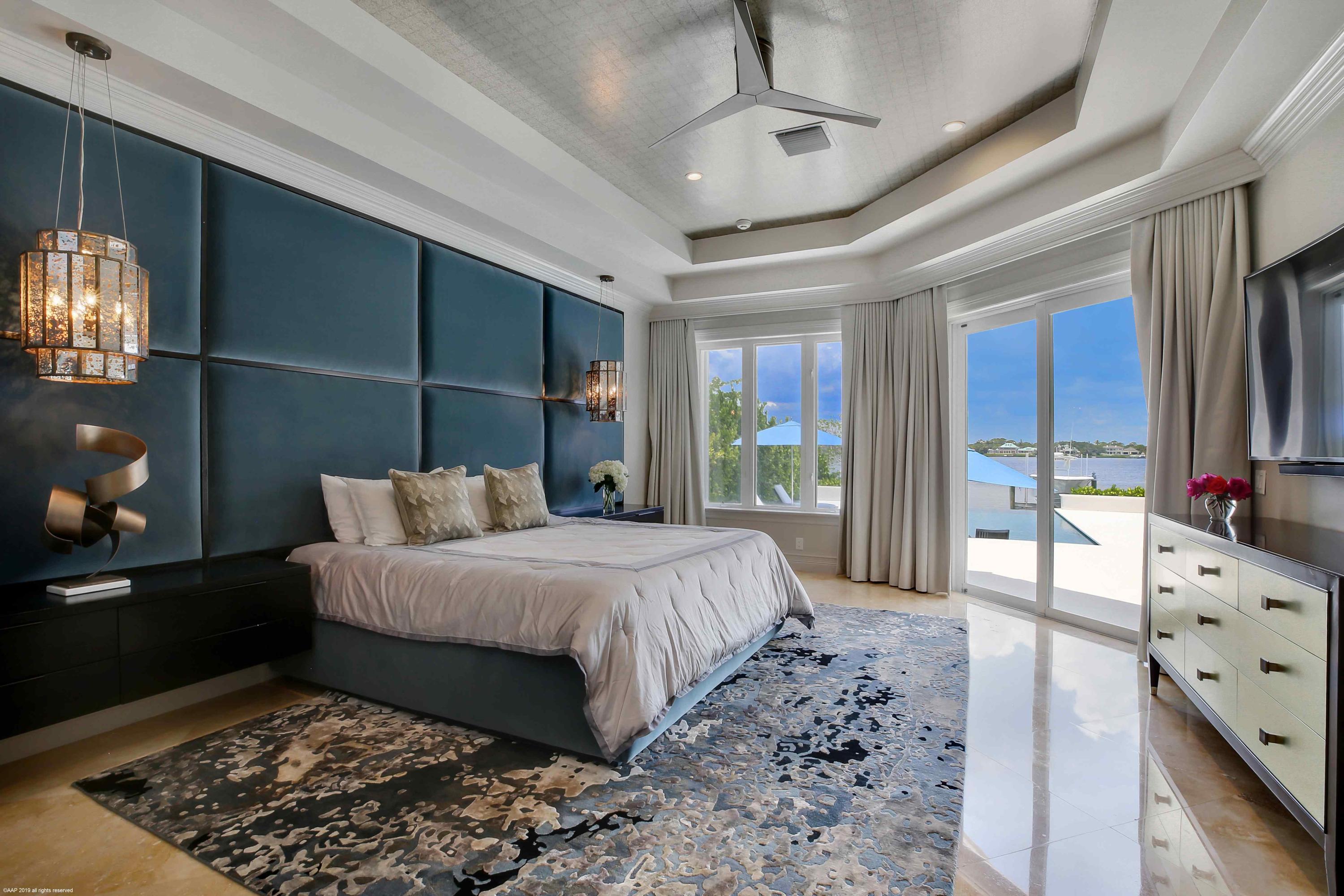 Tequesta Country Club - Residential