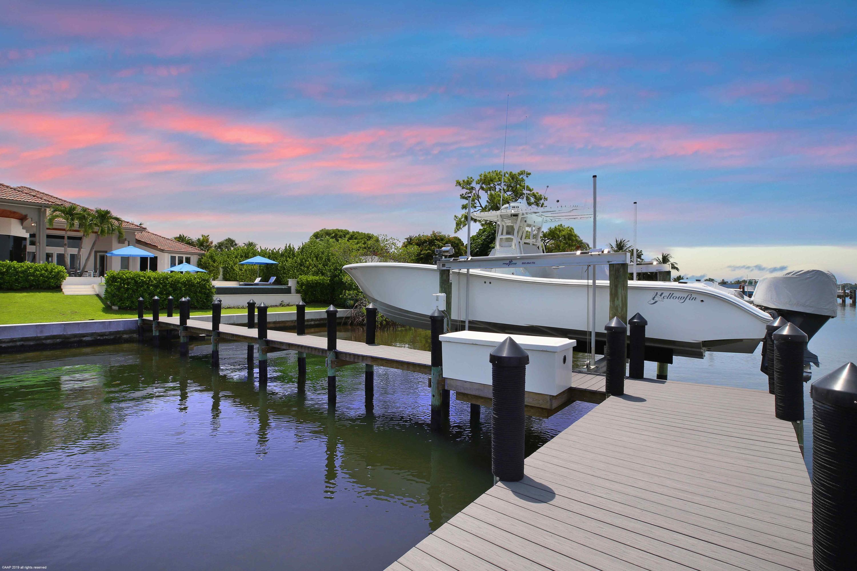 Tequesta Country Club - Residential