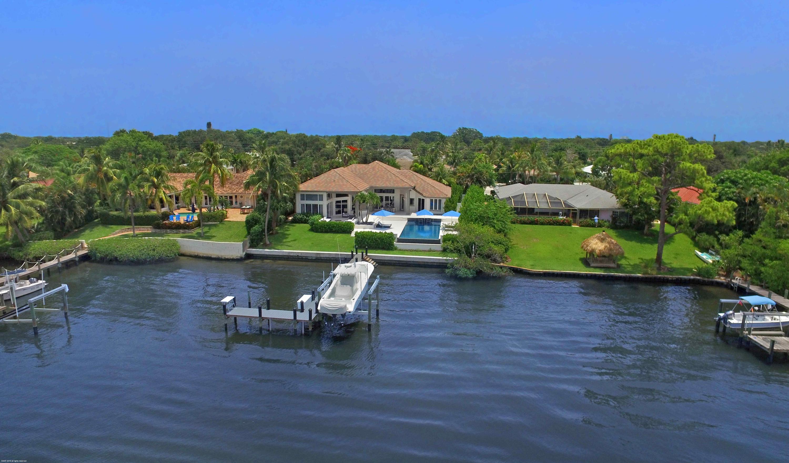 Tequesta Country Club - Residential