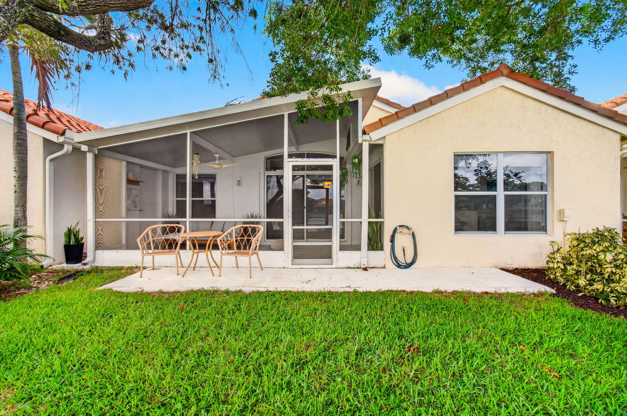 LAKE CHARLESTON - Residential