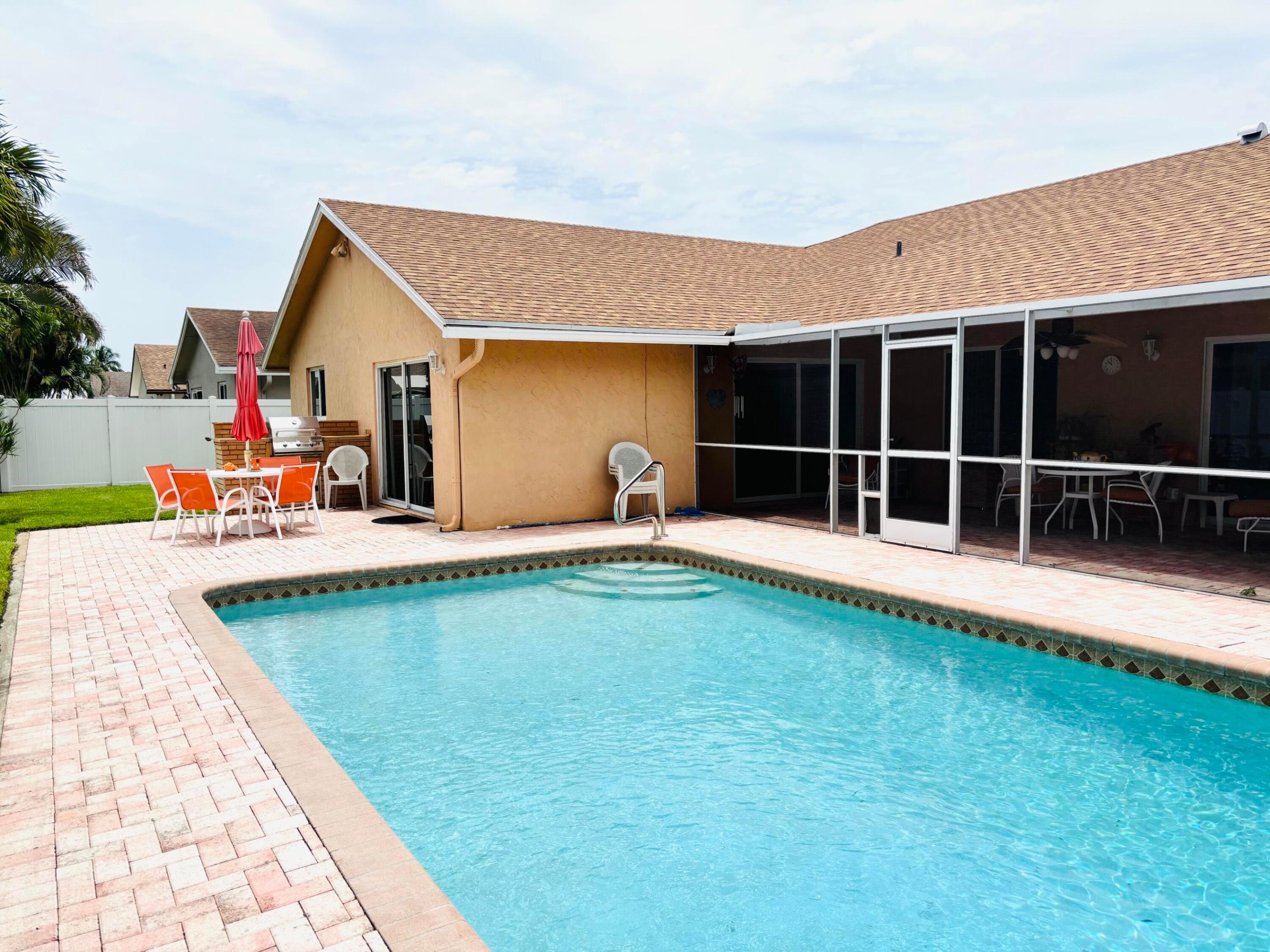 CRYSTAL HEIGHTS - Residential