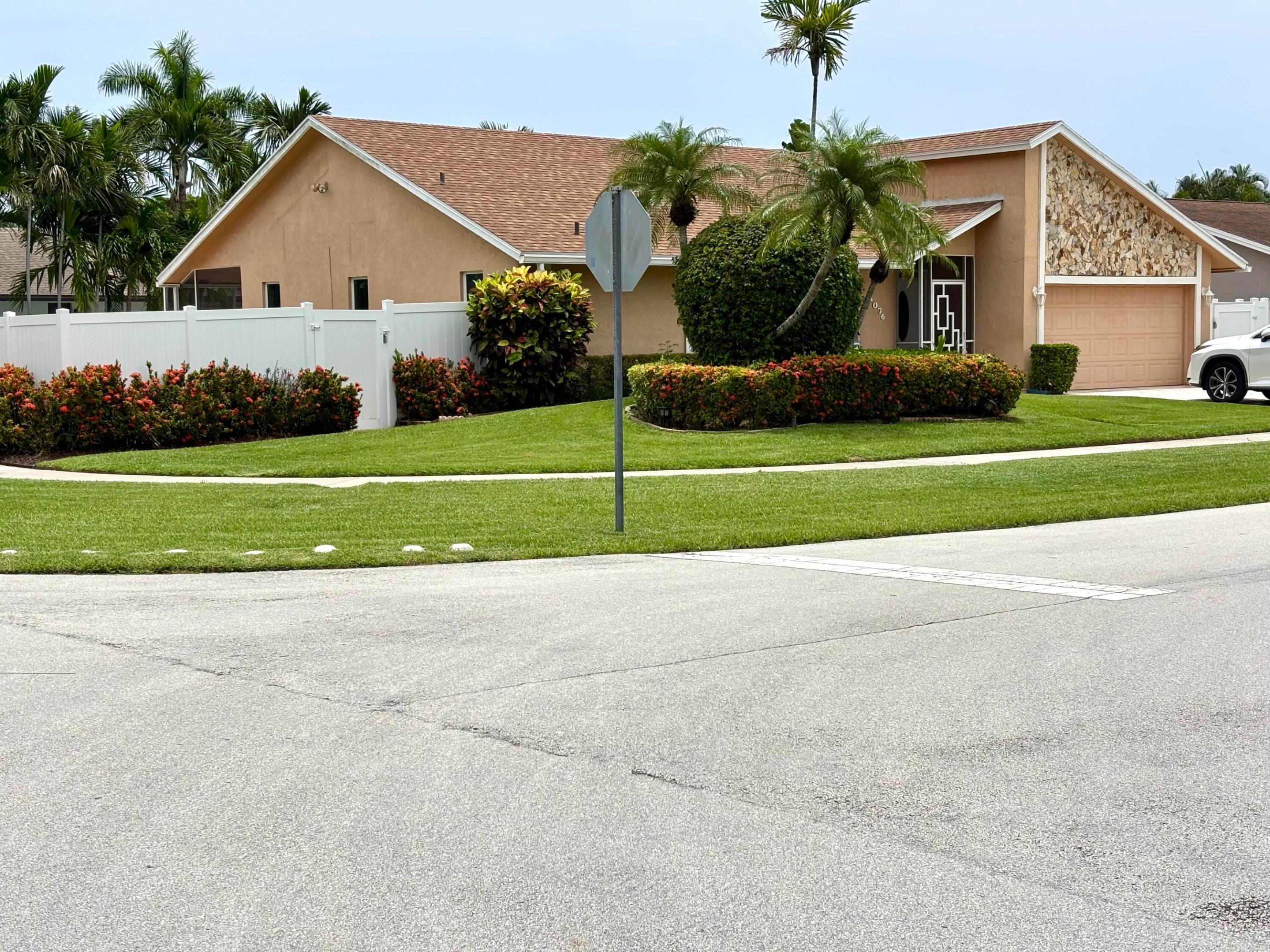 CRYSTAL HEIGHTS - Residential