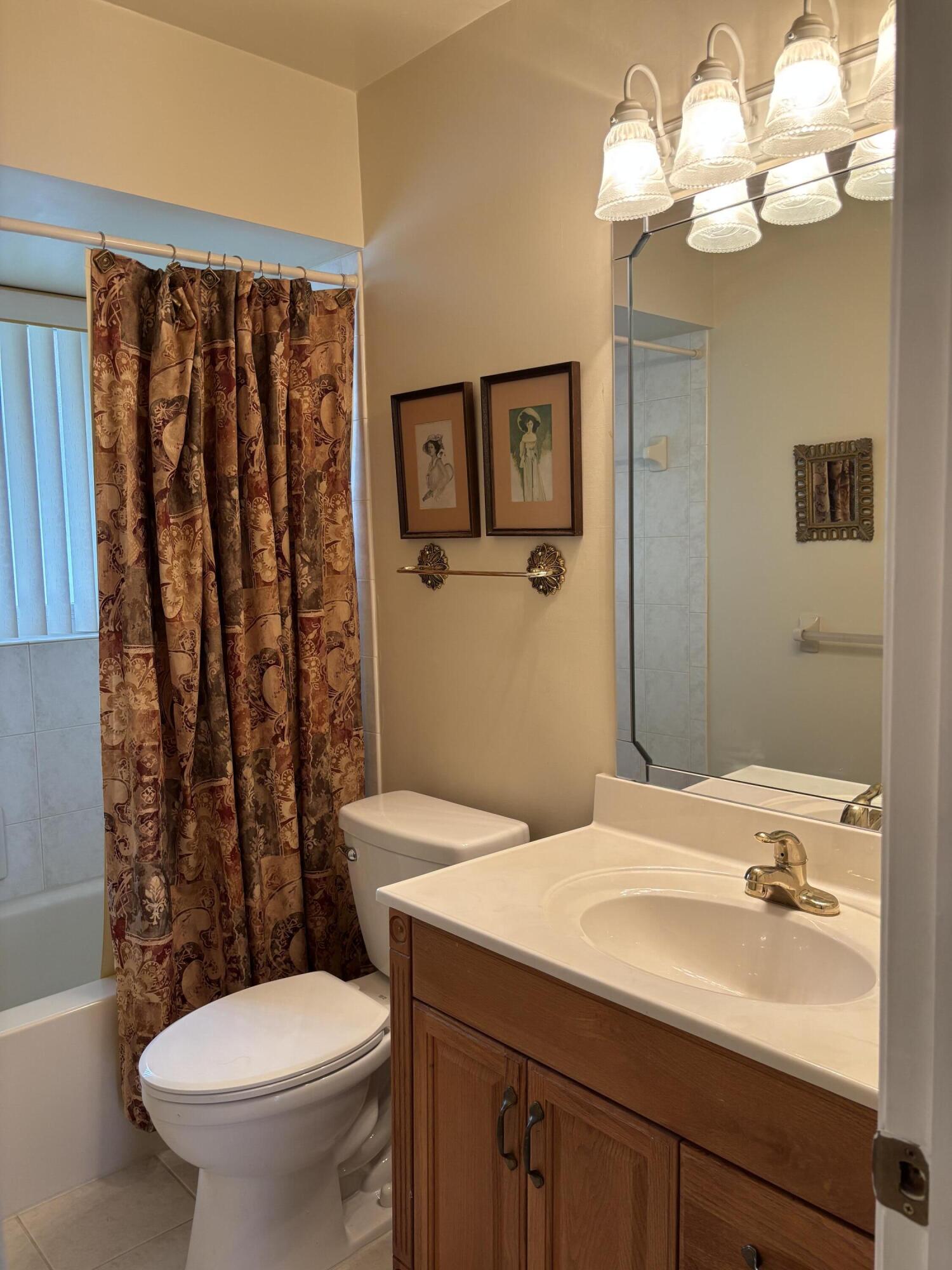 CRYSTAL HEIGHTS - Residential