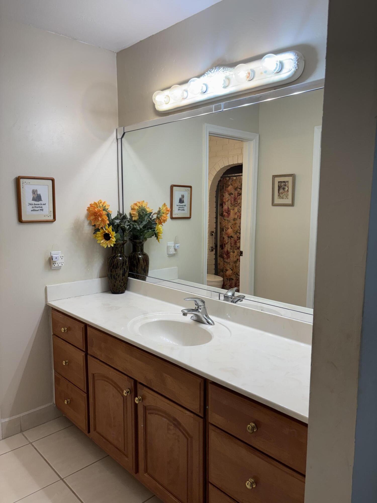 CRYSTAL HEIGHTS - Residential