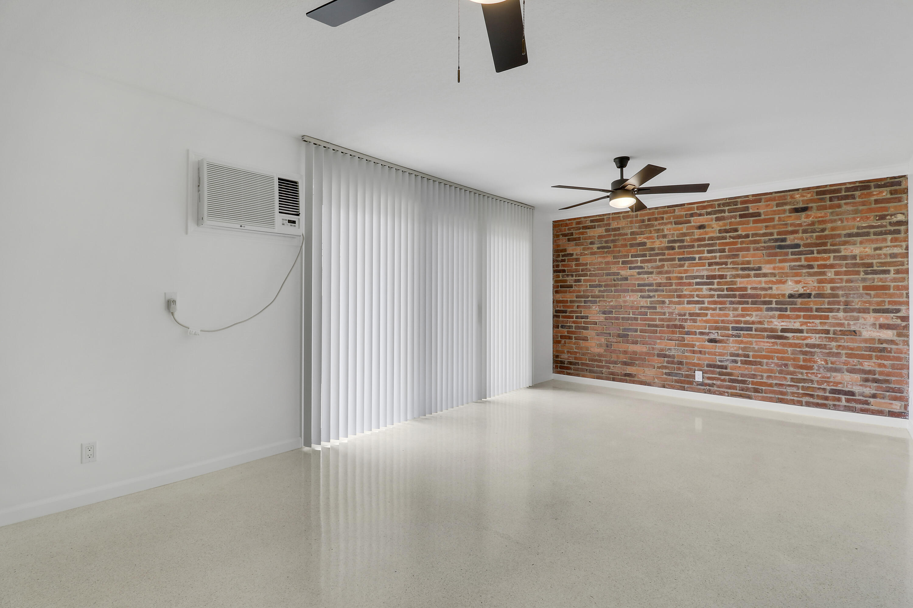SEMINOLE HEIGHTS - Residential Lease