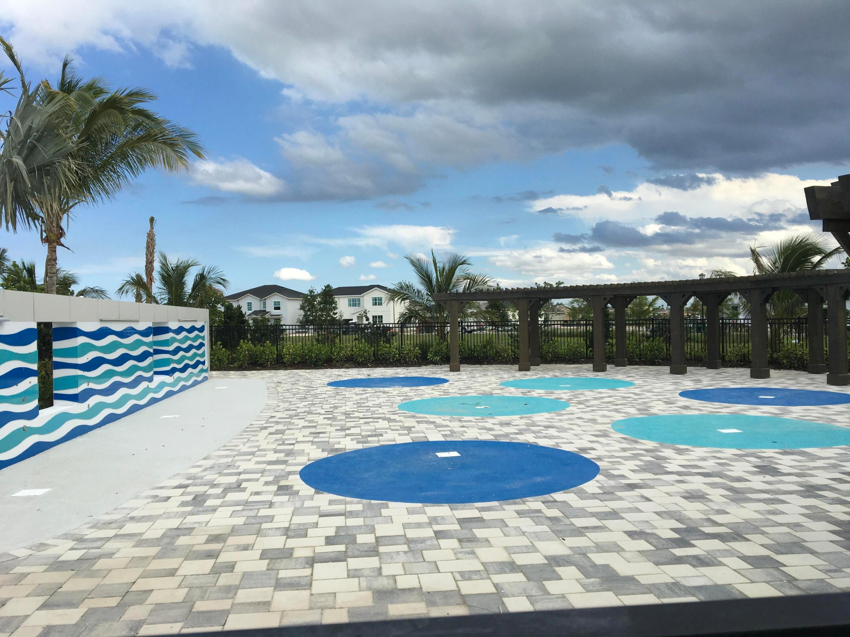 VERANO SOUTH PUD 1 - POD G - PLAT NO. 1 - Residential Lease