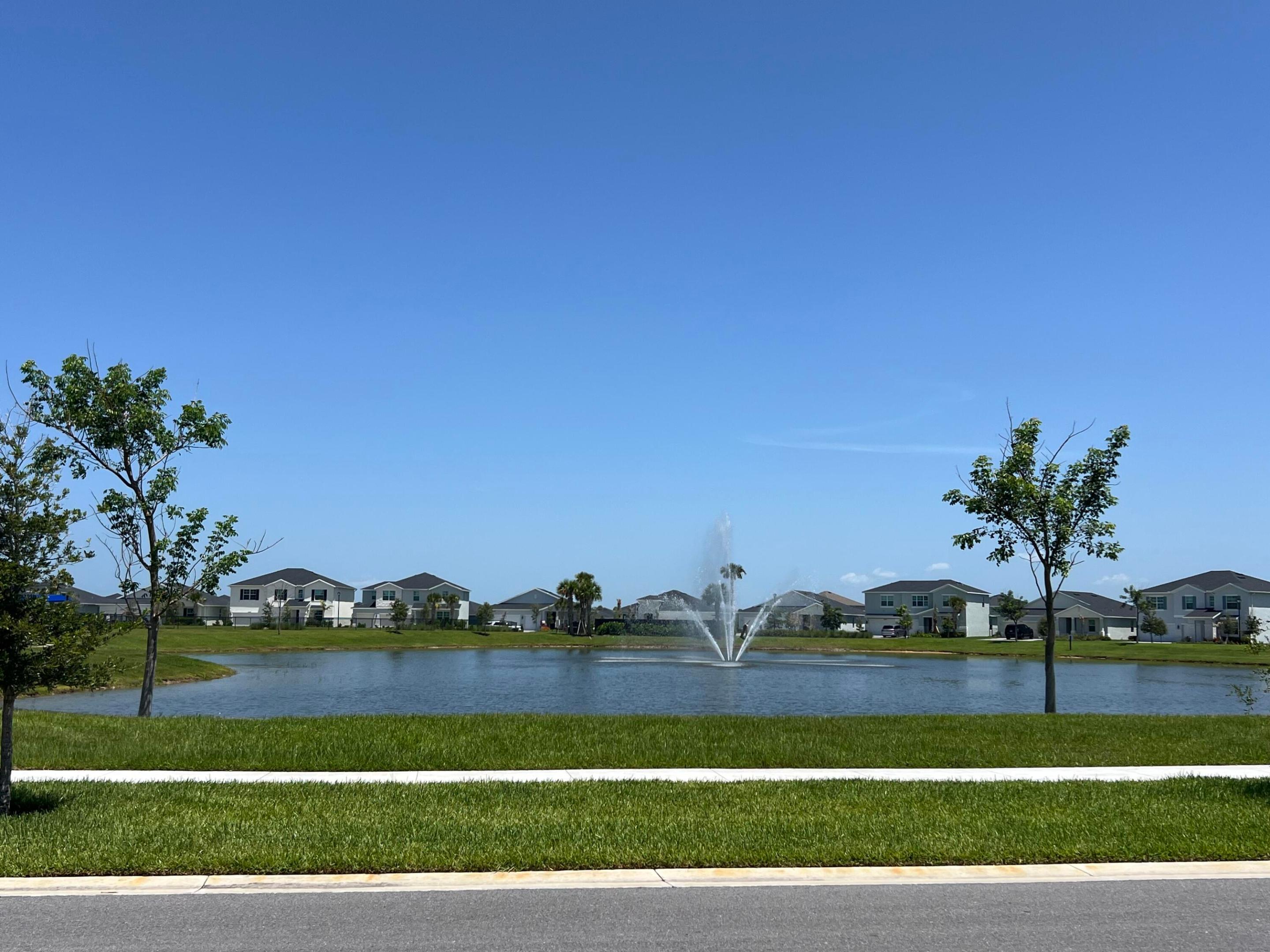 VERANO SOUTH PUD 1 - POD G - PLAT NO. 1 - Residential Lease