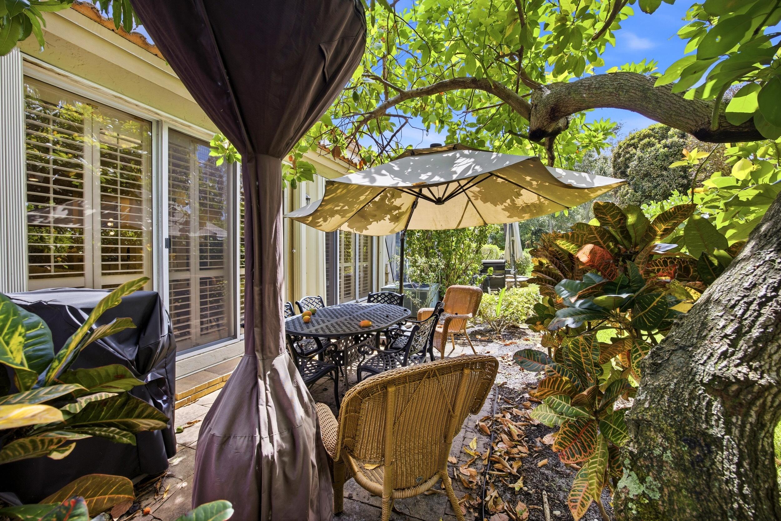 PLUM AT BOCA POINTE CONDOS ONE THRU 15 FILED IN OR - Residential