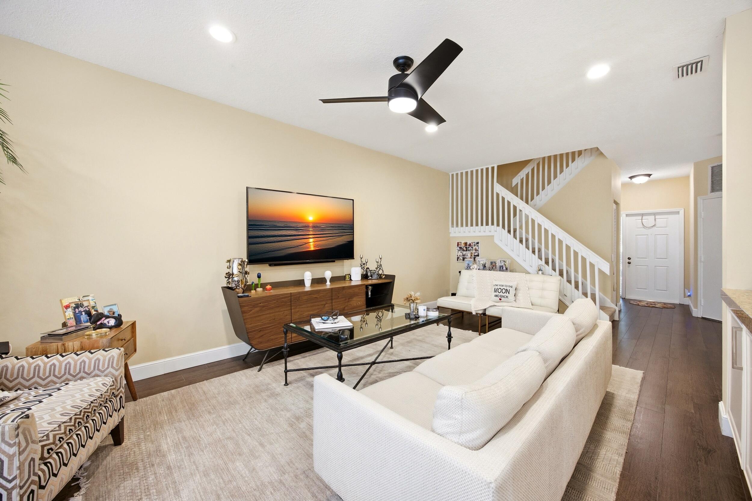PLUM AT BOCA POINTE CONDOS ONE THRU 15 FILED IN OR - Residential