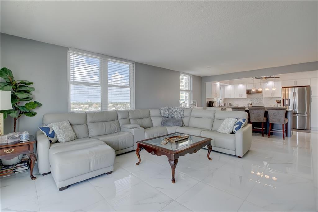 Hyde Park Towers - Residential