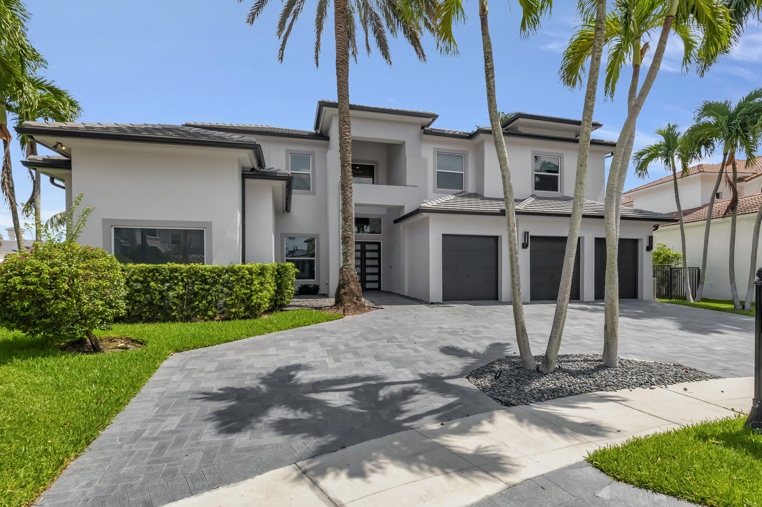 Mizner Country Club - Residential