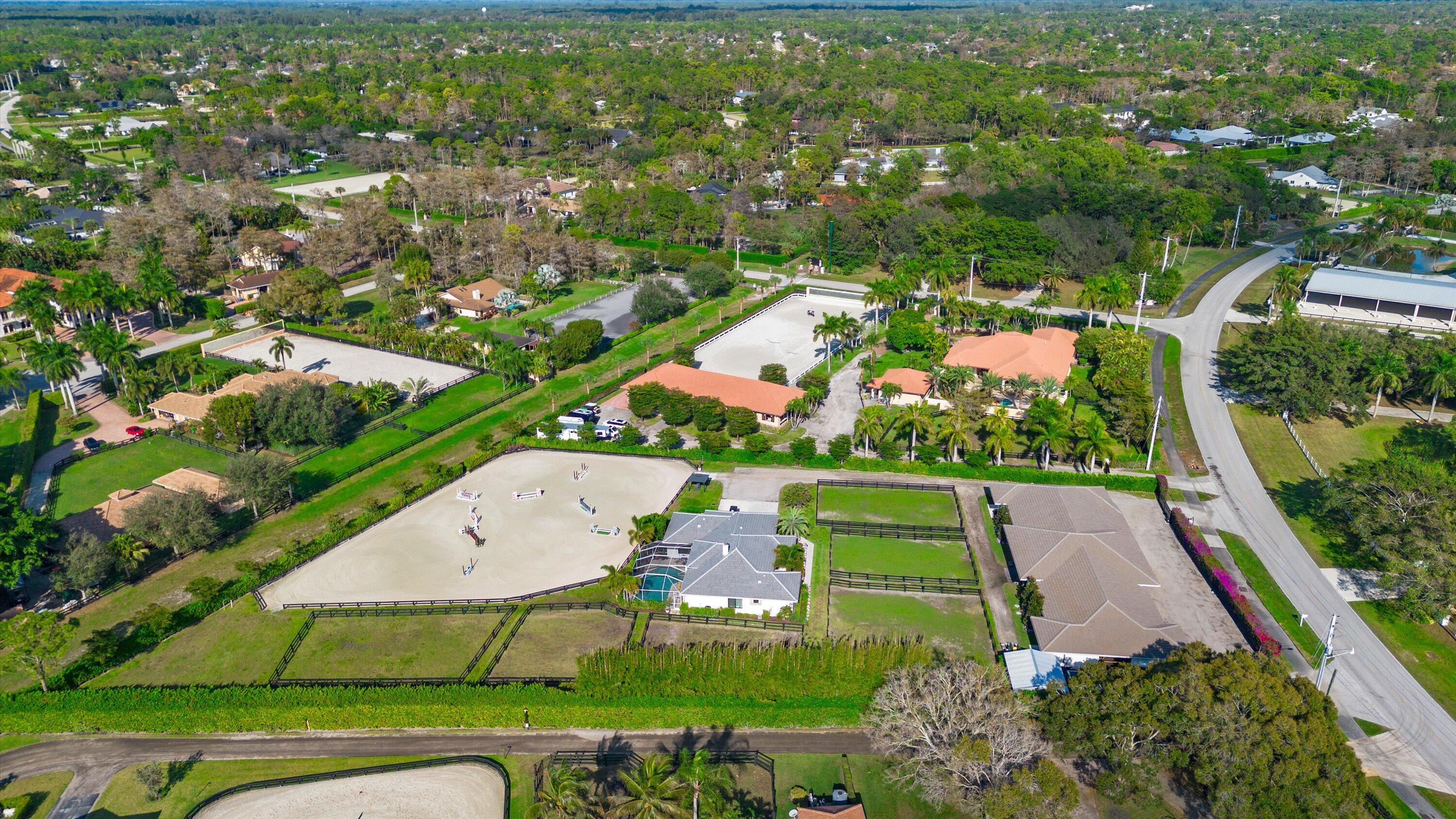 PADDOCK PARK 2 OF WELLINGTON - Residential