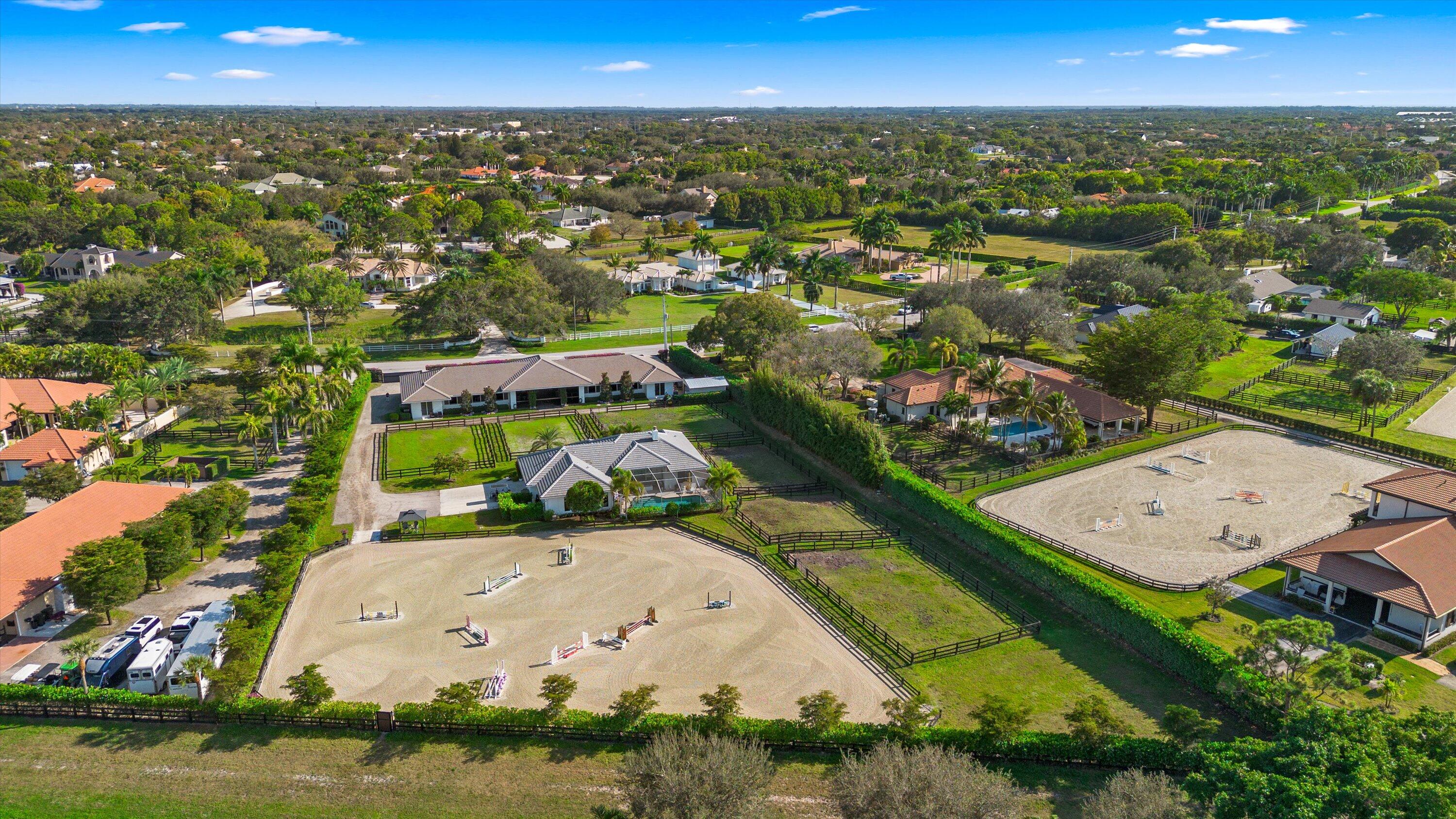 PADDOCK PARK 2 OF WELLINGTON - Residential