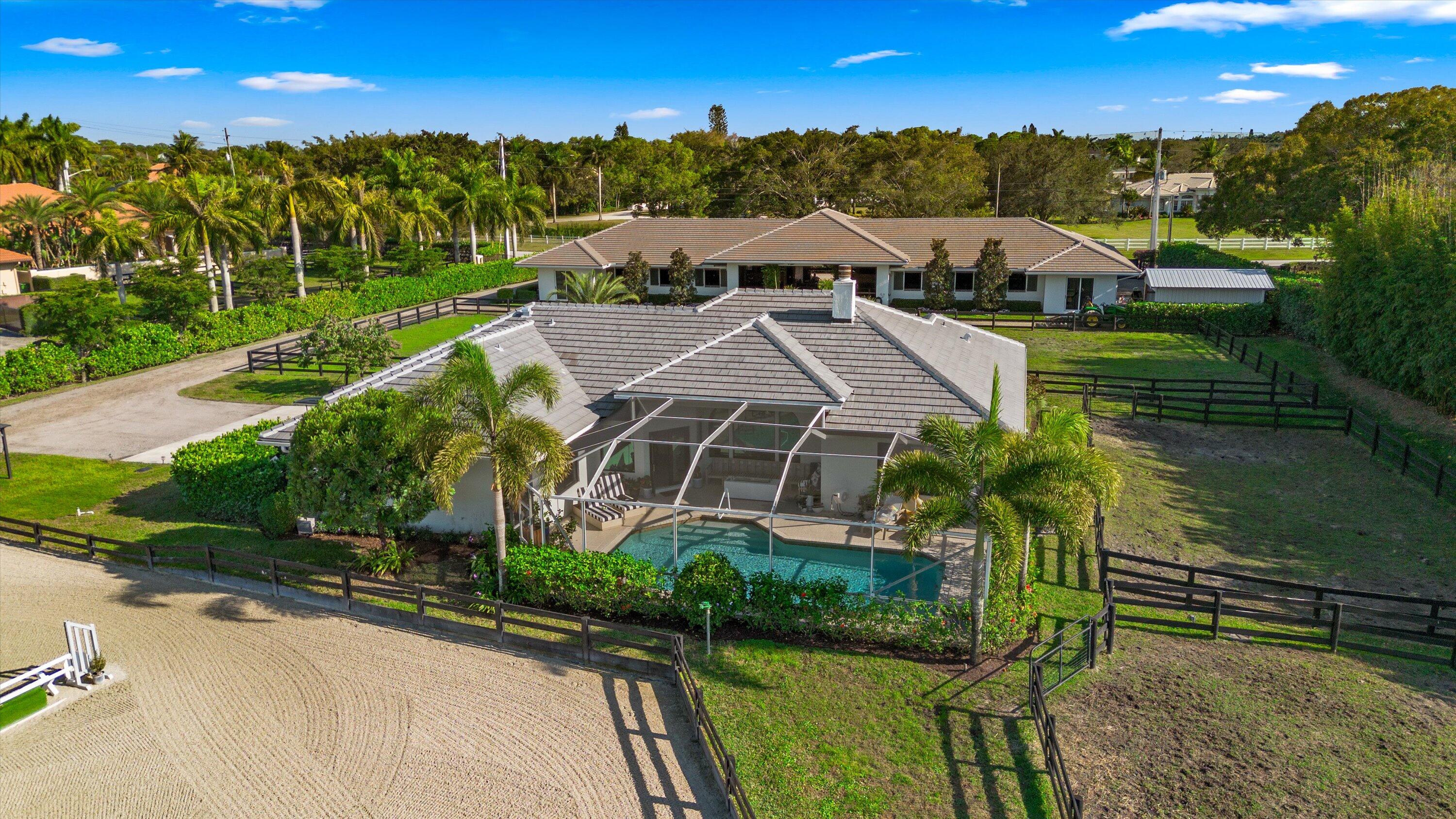 PADDOCK PARK 2 OF WELLINGTON - Residential