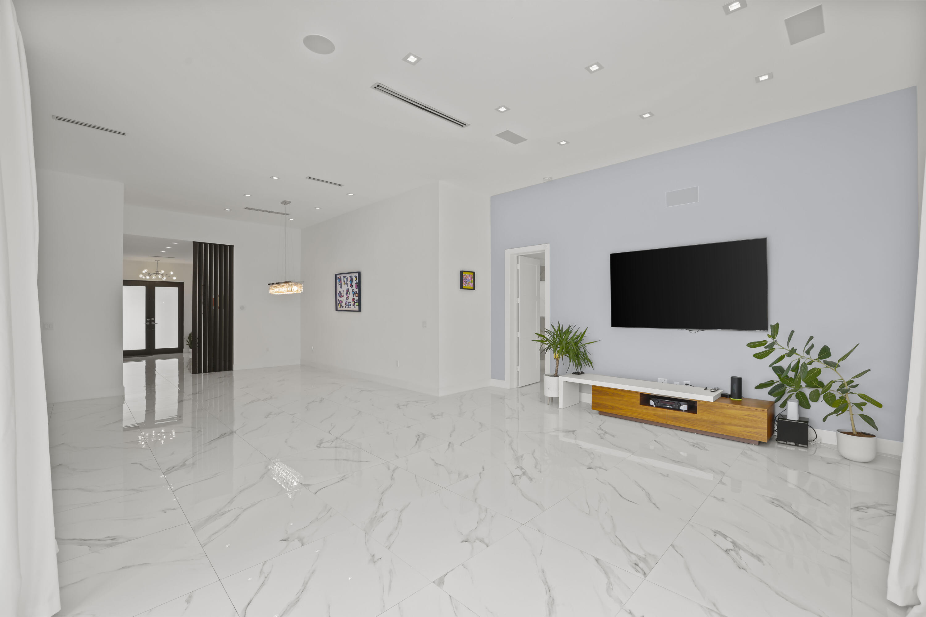 CYPRESS POINT - Residential