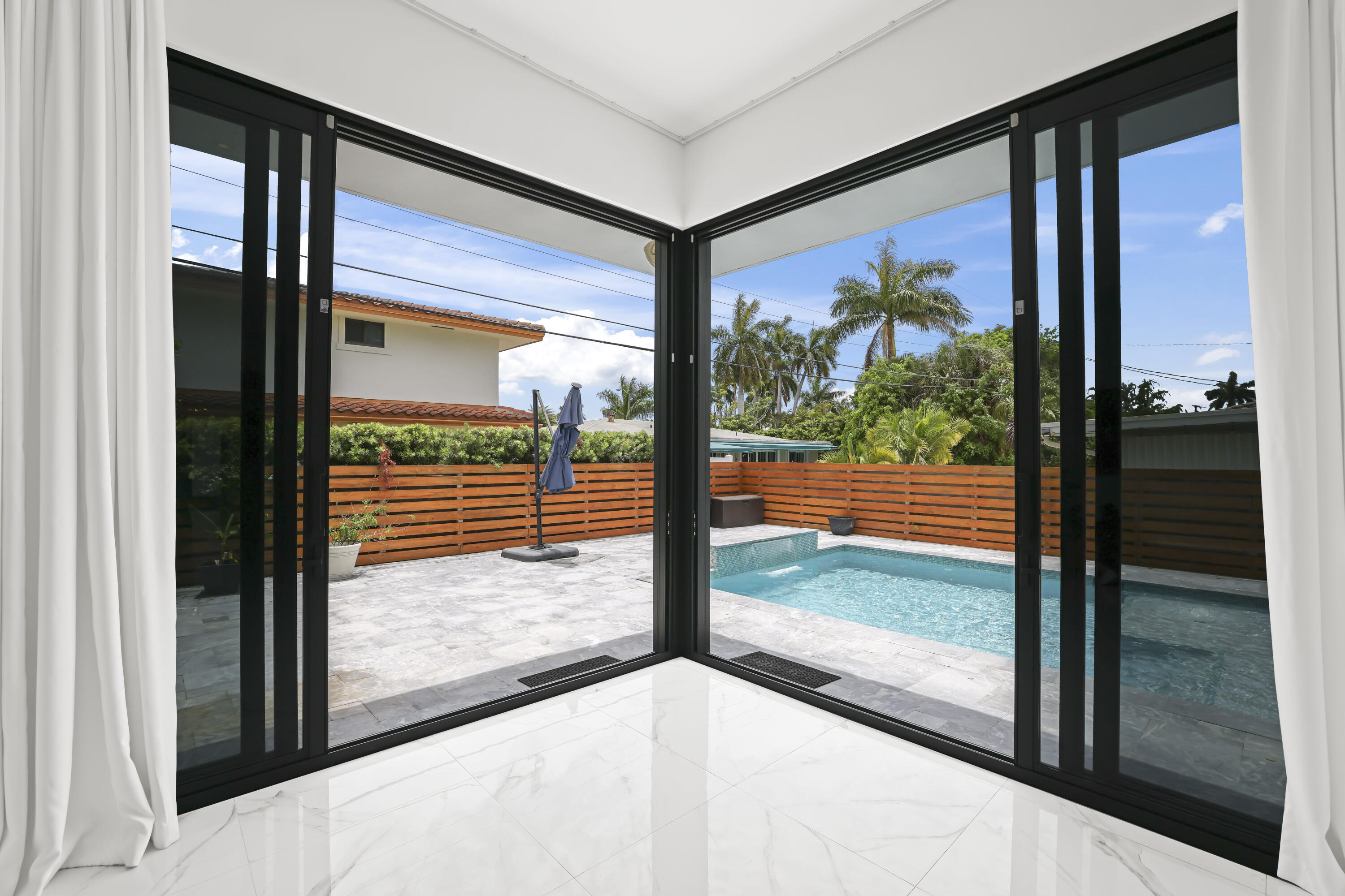CYPRESS POINT - Residential