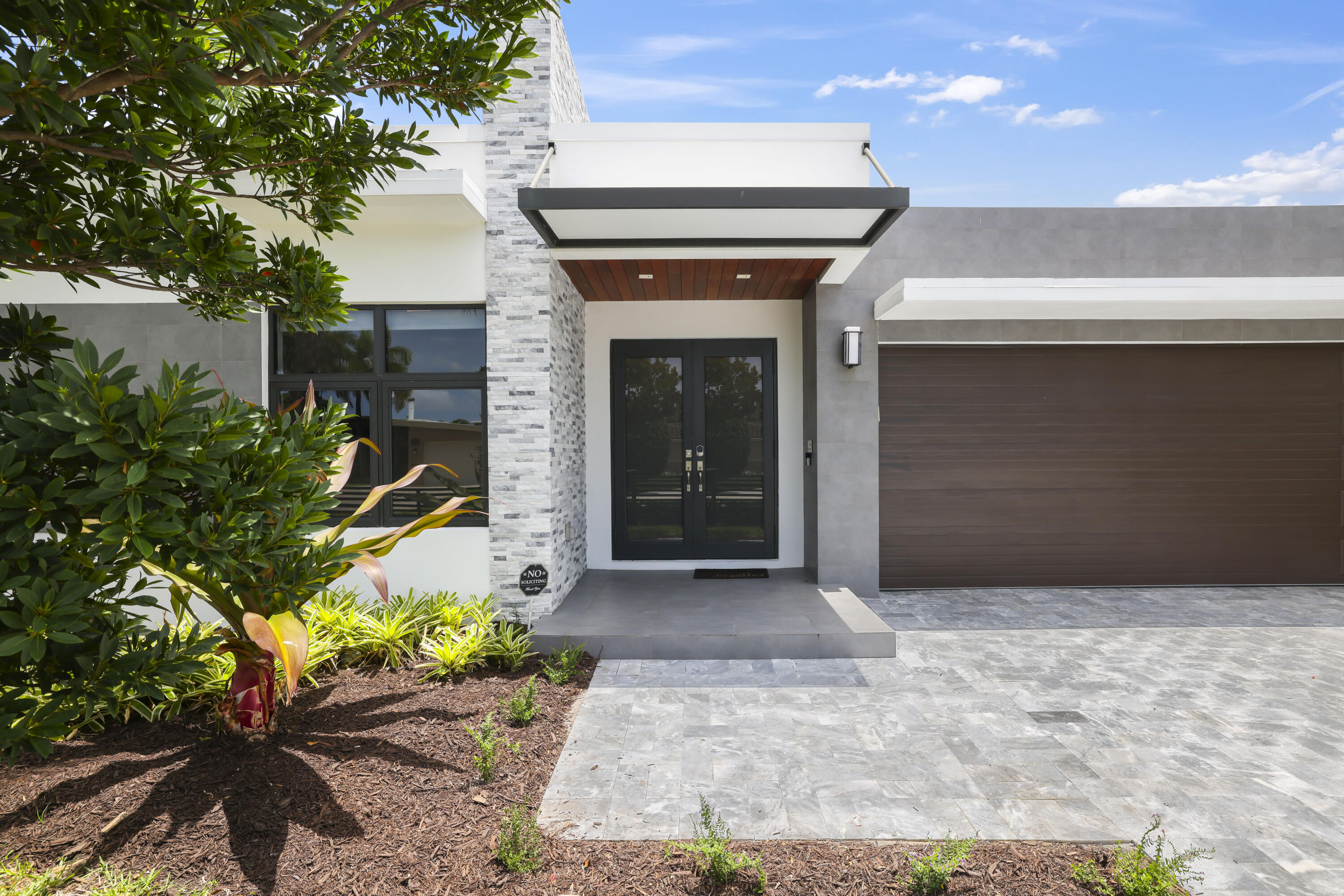 CYPRESS POINT - Residential