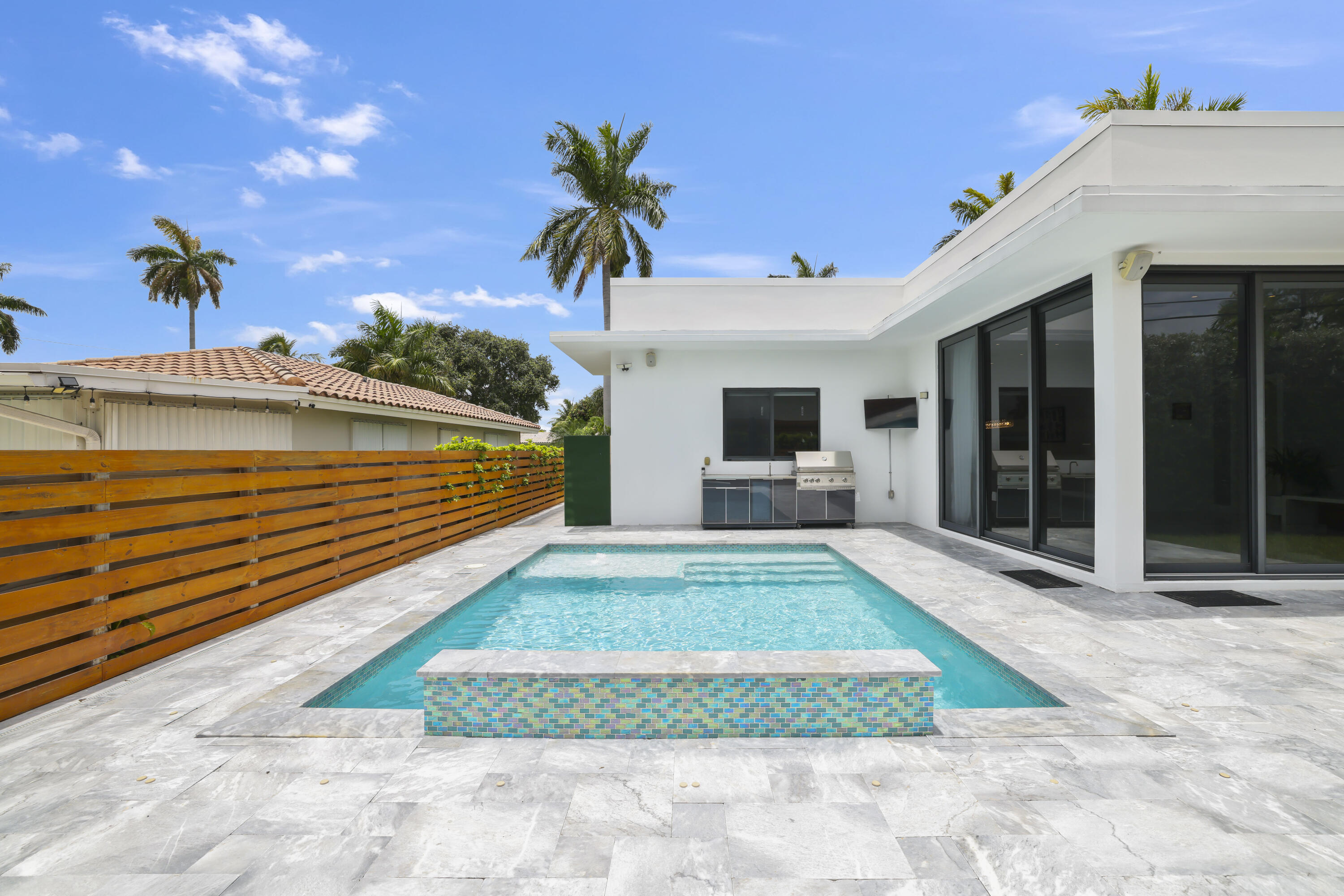 CYPRESS POINT - Residential