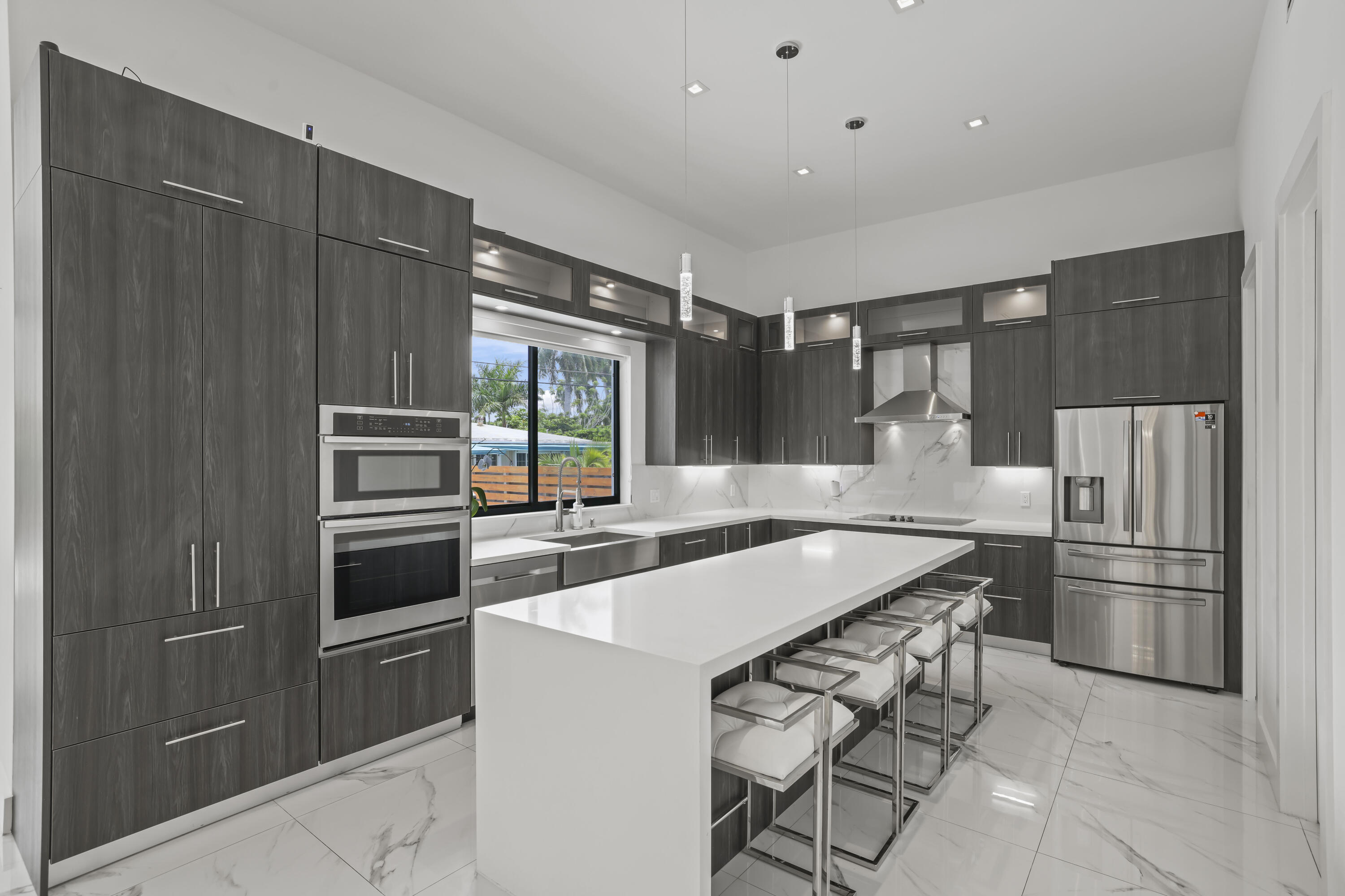 CYPRESS POINT - Residential