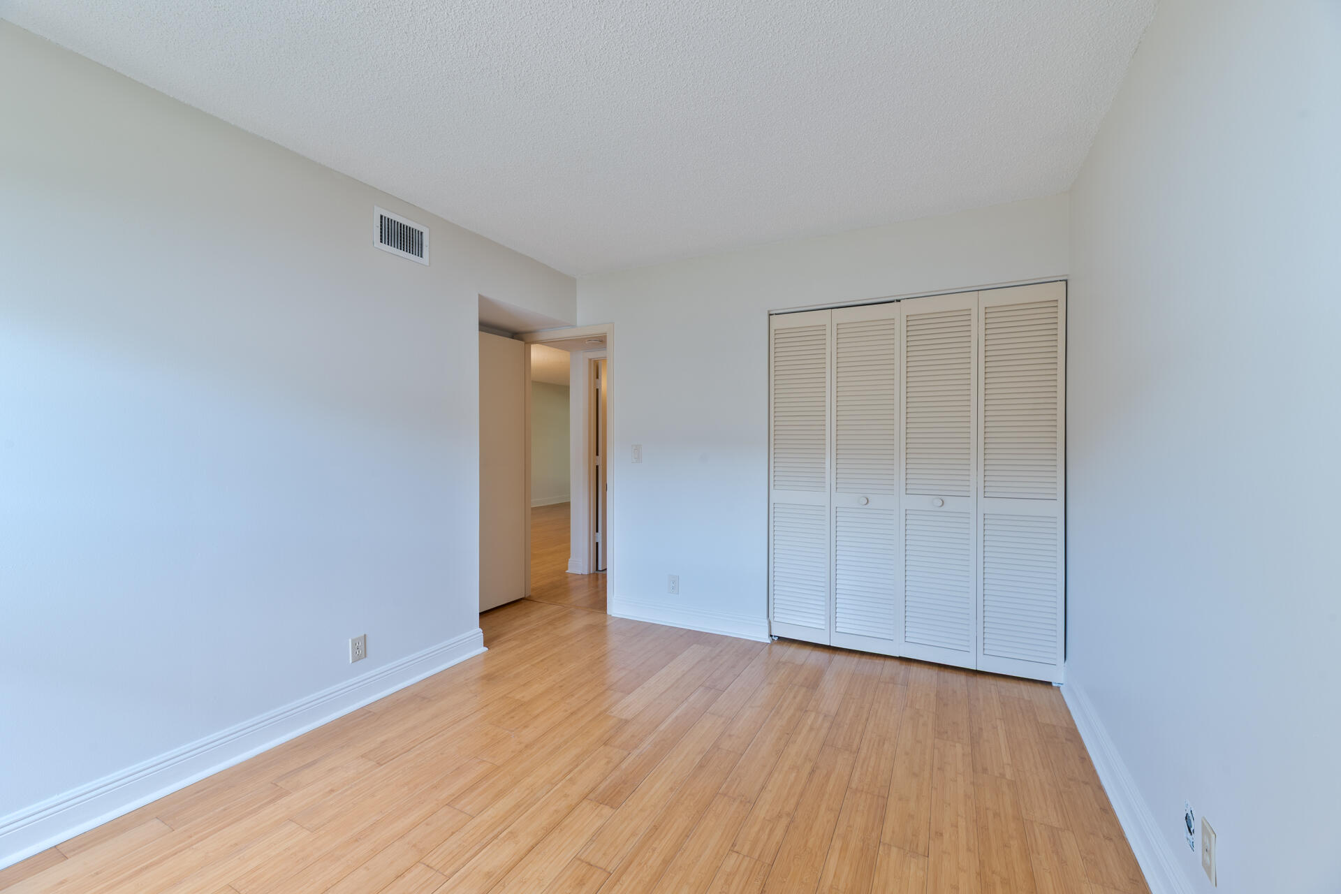 TOWNE GREENE CONDO - Residential