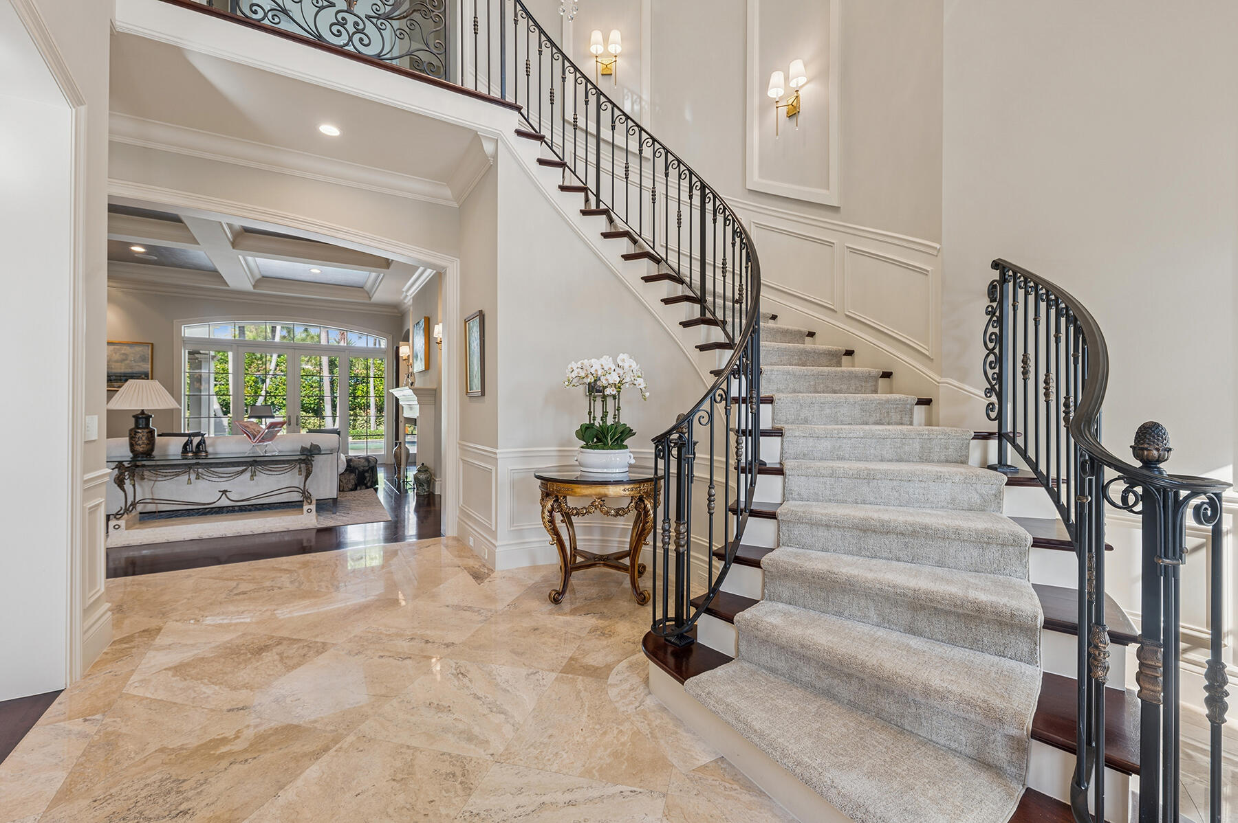 ROYAL PALM YACHT & COUNTRY CLUB - Residential