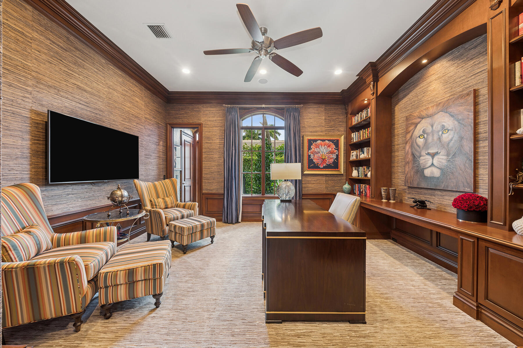 ROYAL PALM YACHT & COUNTRY CLUB - Residential