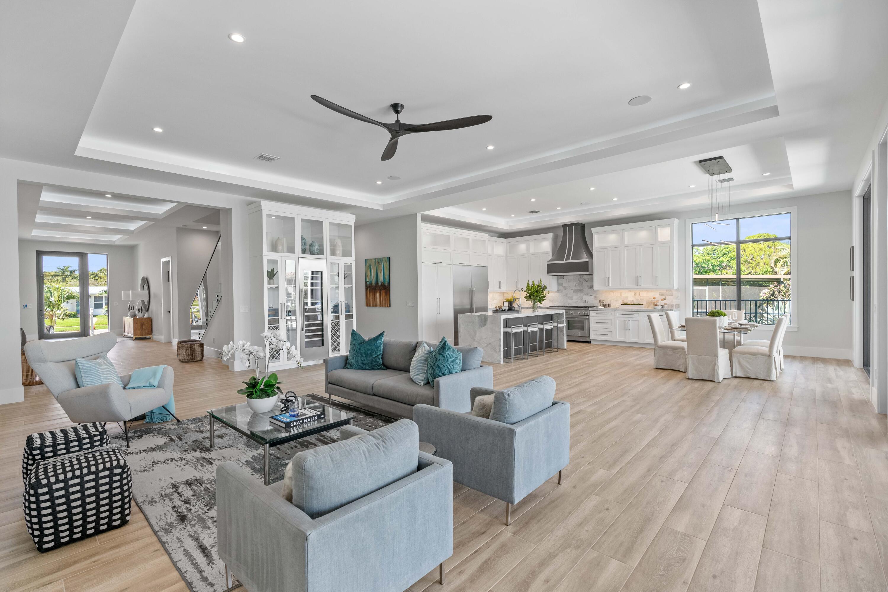 NORTH PALM BEACH VILLAGE OF 6 - Residential