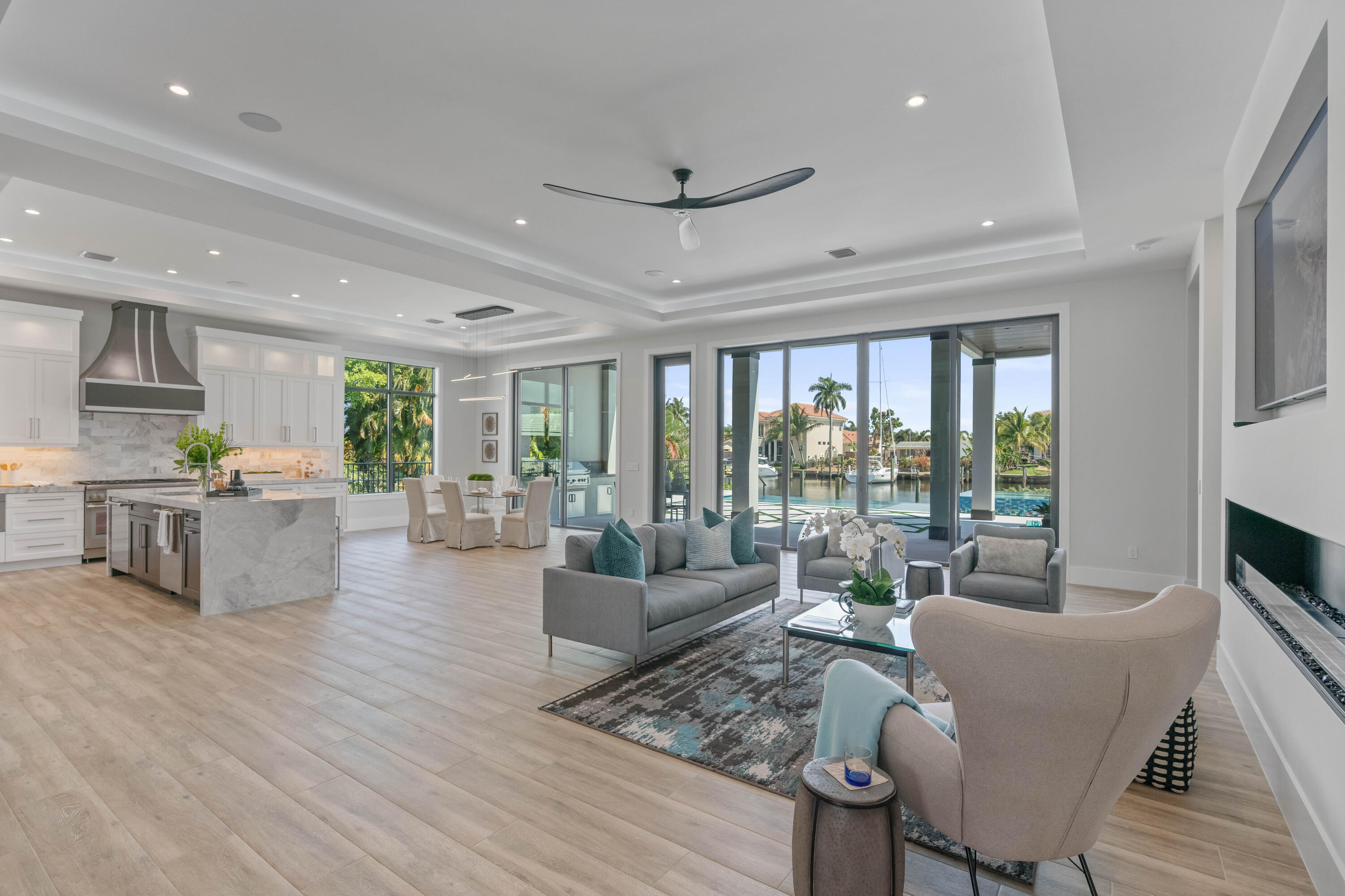 NORTH PALM BEACH VILLAGE OF 6 - Residential