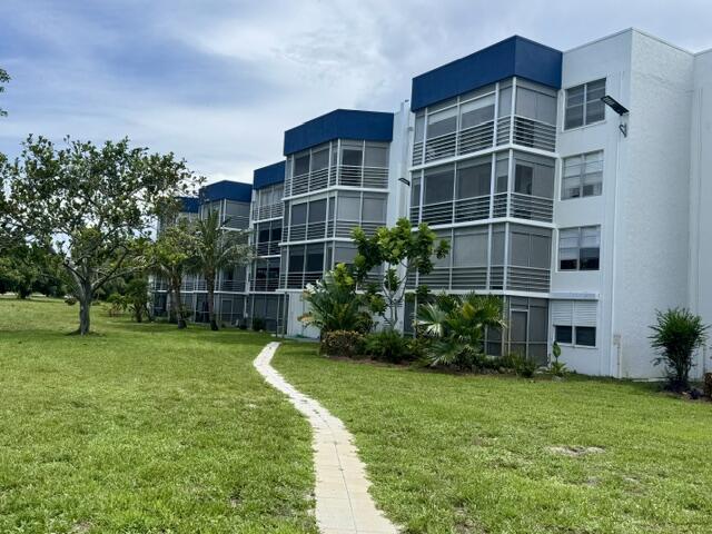 BOCA TEECA CONDO 8 - Residential Lease