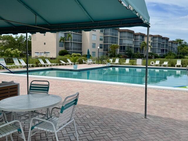 BOCA TEECA CONDO 8 - Residential Lease