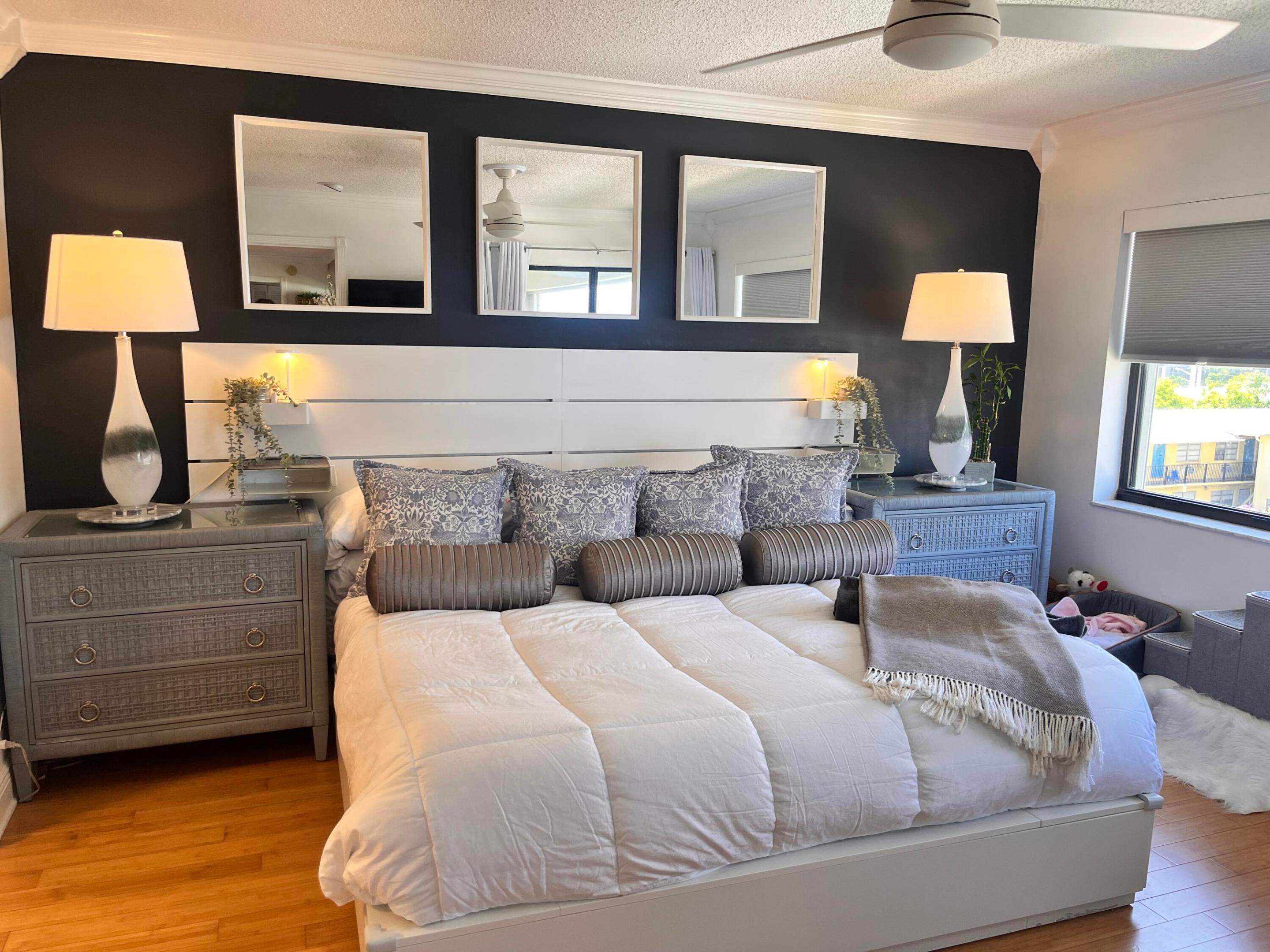 BEACH HOUSE CONDO - Residential