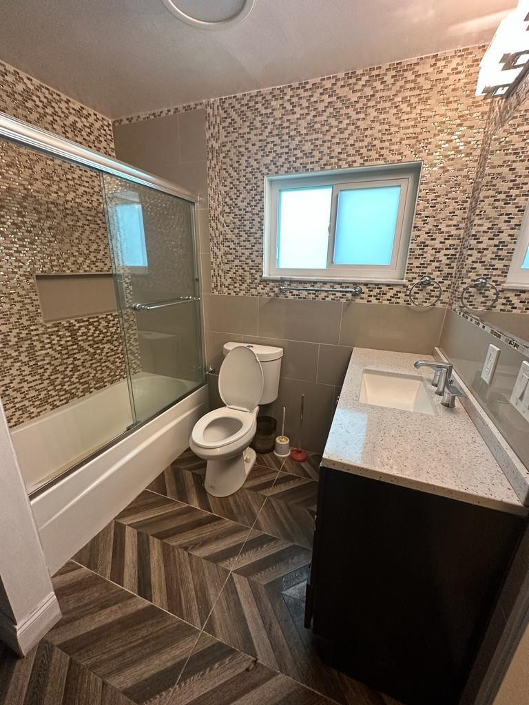 Crystal Lake 4th Sec 66-1 - Residential