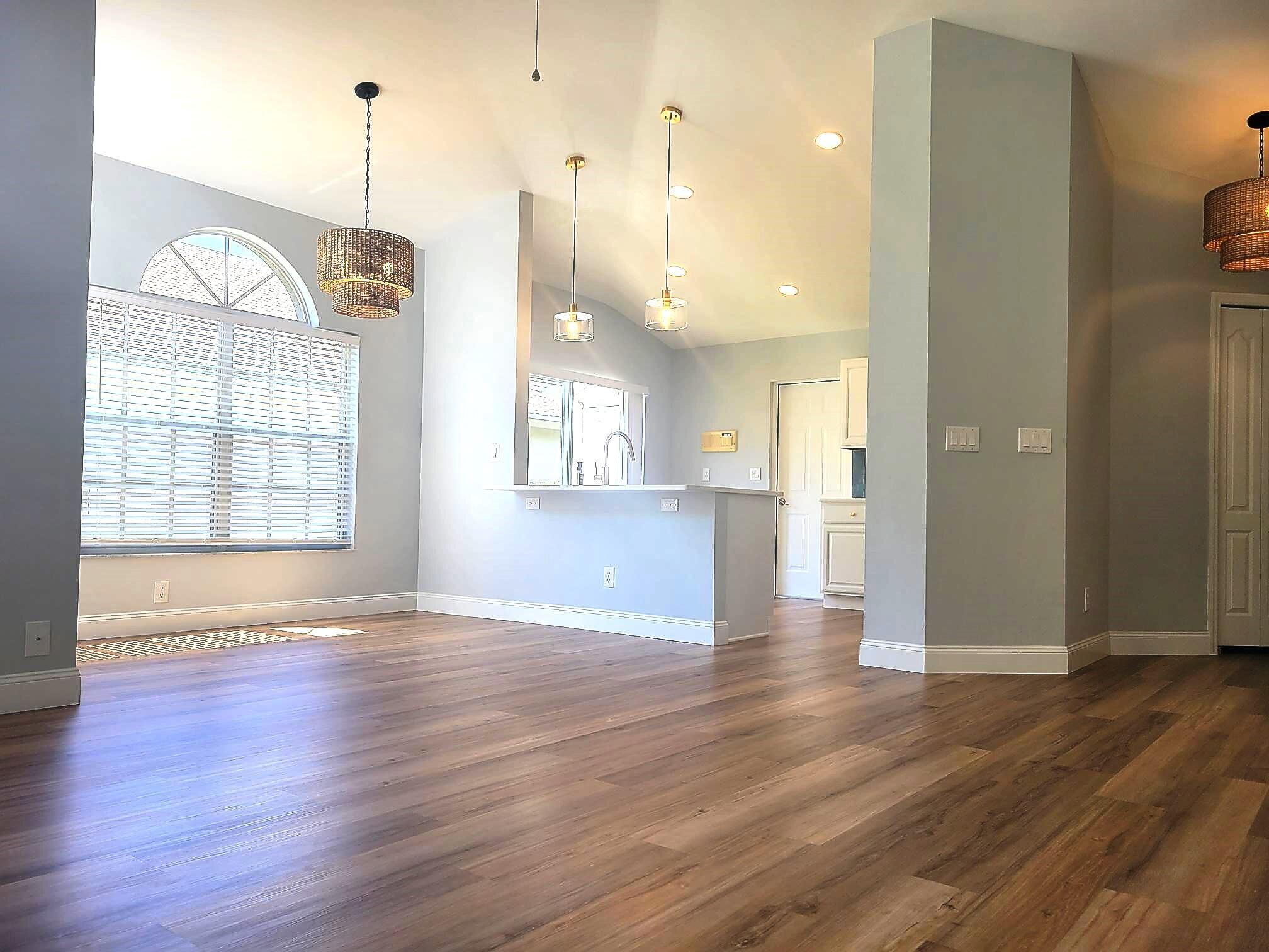 VILLAGES AT COUNTRY CREEK - Residential Lease