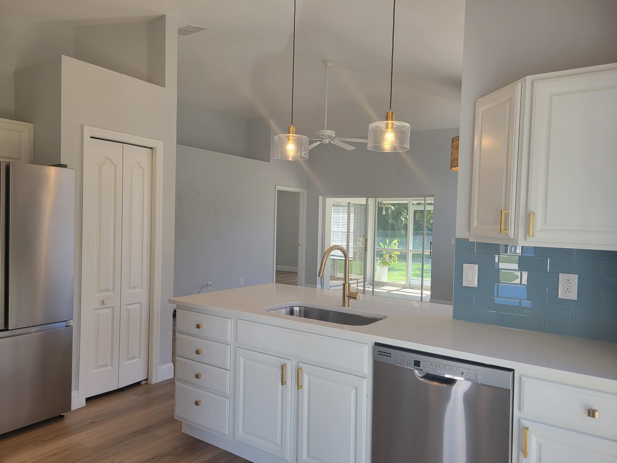 VILLAGES AT COUNTRY CREEK - Residential Lease