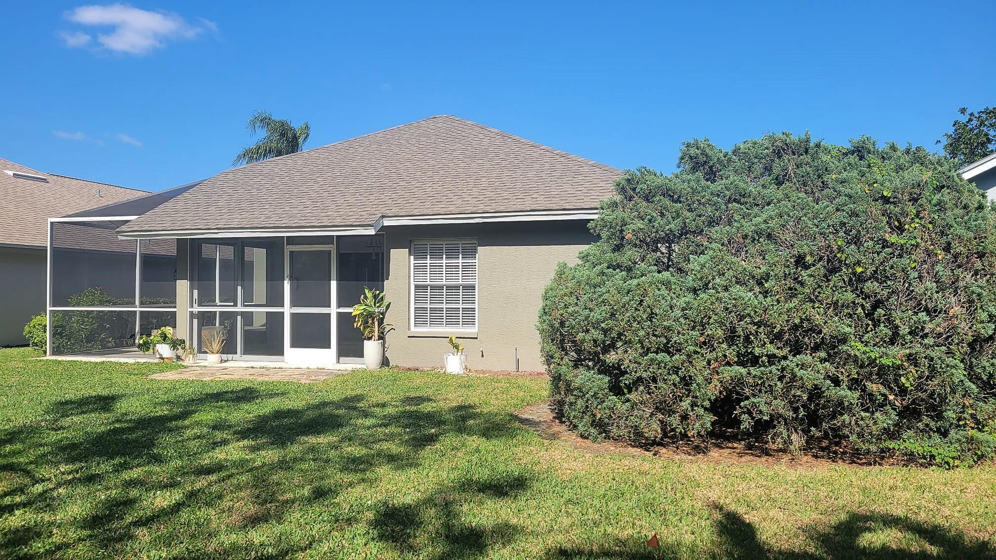 VILLAGES AT COUNTRY CREEK - Residential Lease