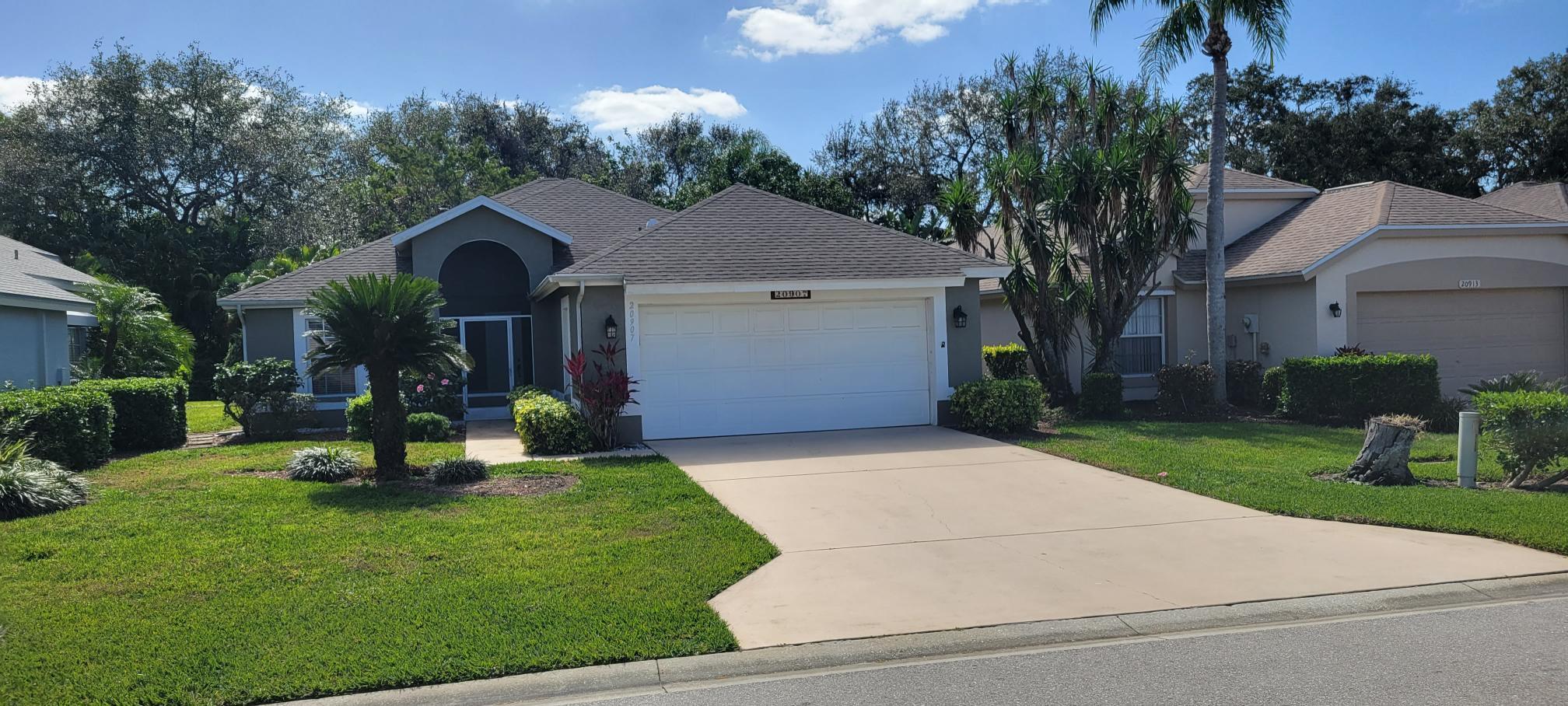 VILLAGES AT COUNTRY CREEK - Residential Lease