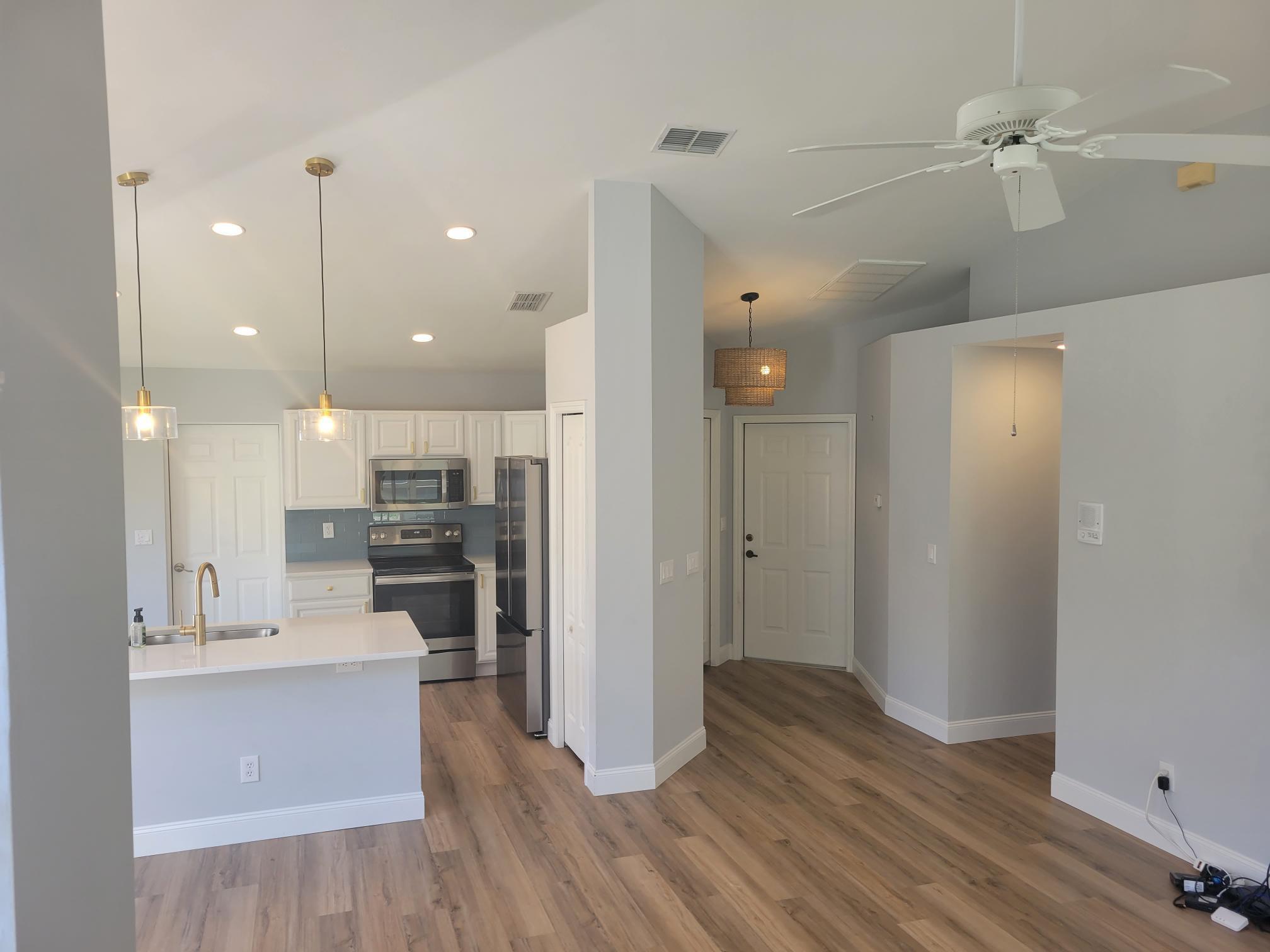 VILLAGES AT COUNTRY CREEK - Residential Lease