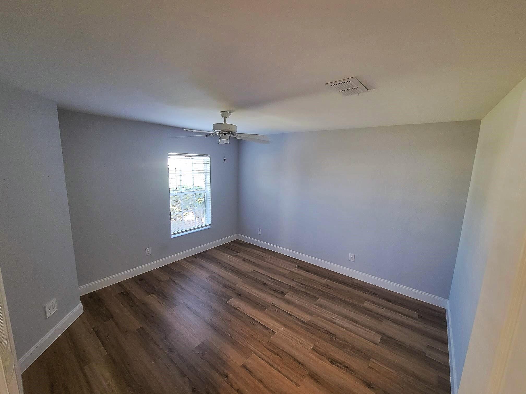 VILLAGES AT COUNTRY CREEK - Residential Lease