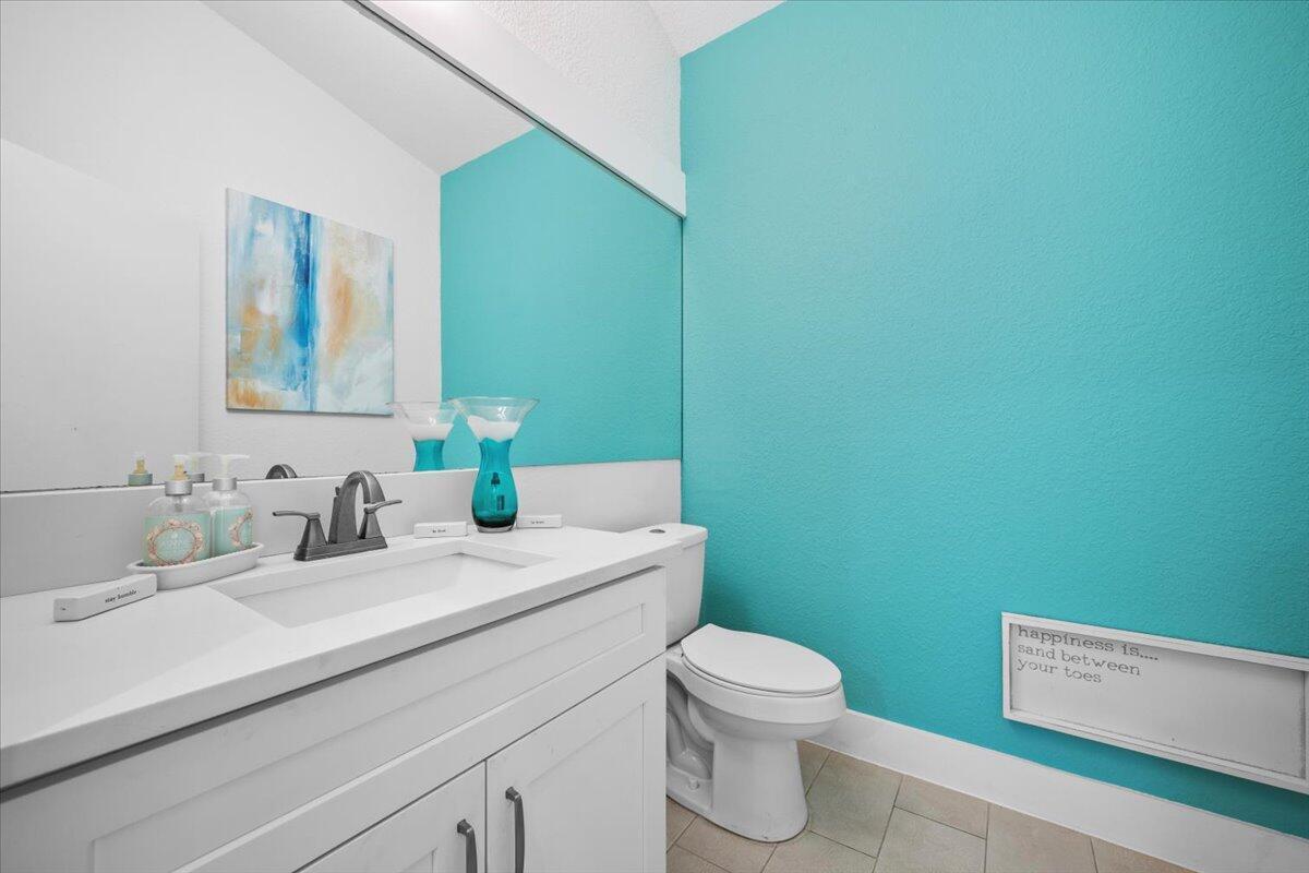 VILLAS OF MONTEREY AT INDIAN SPRING - Residential