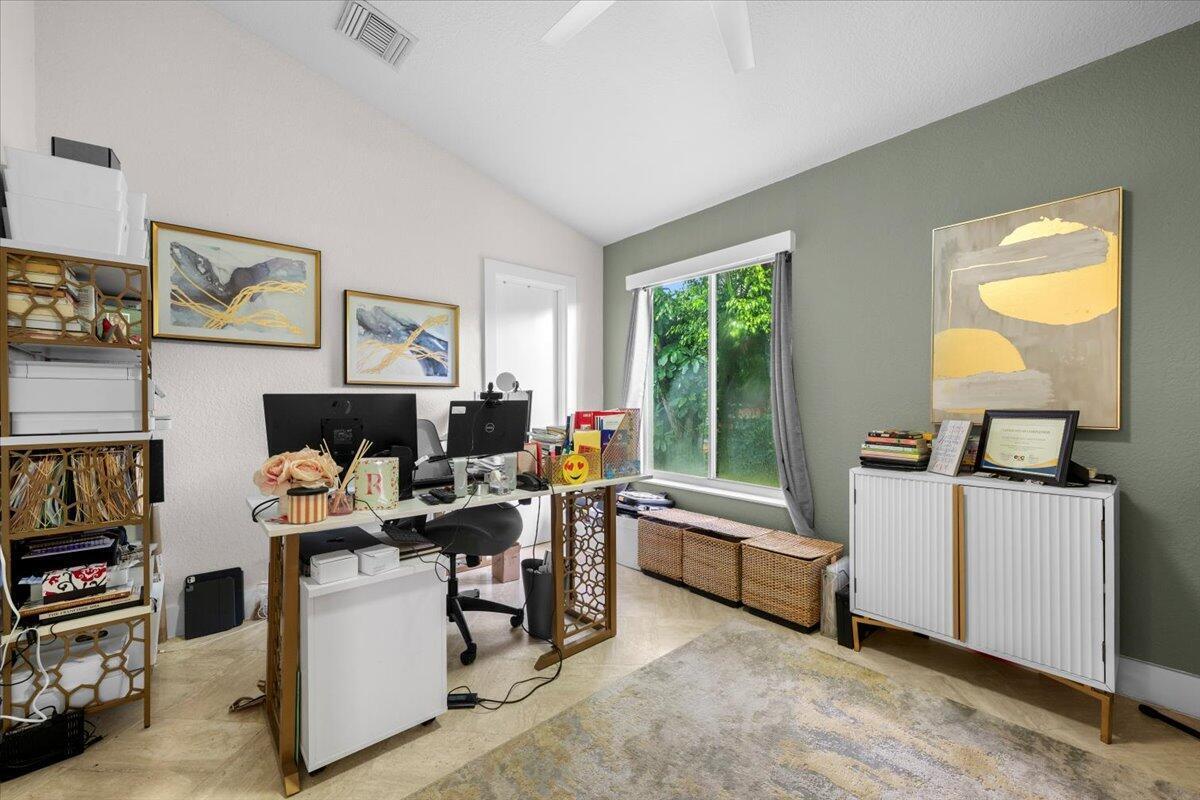 VILLAS OF MONTEREY AT INDIAN SPRING - Residential