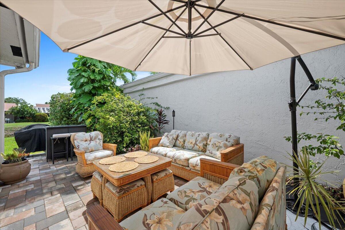 VILLAS OF MONTEREY AT INDIAN SPRING - Residential