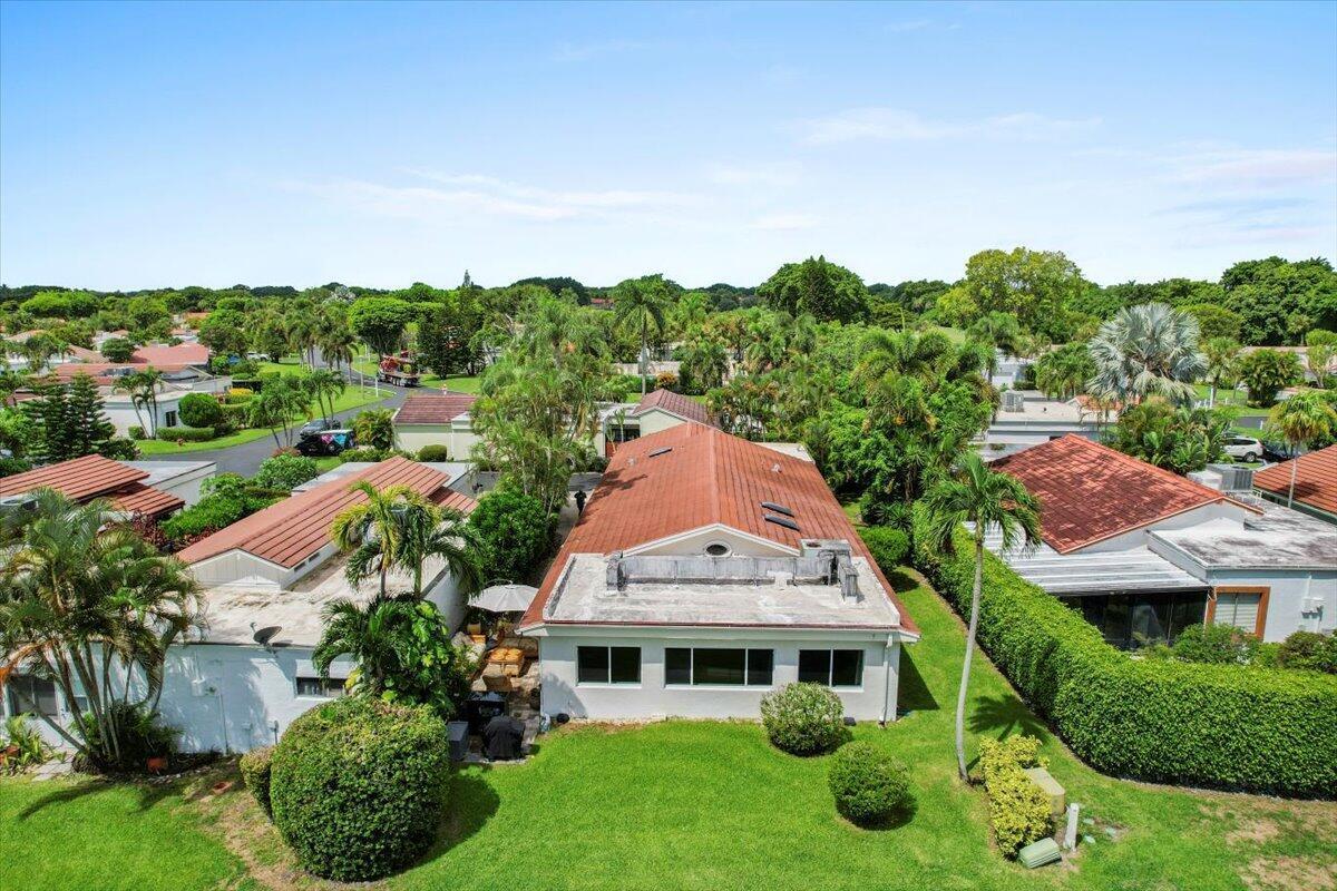 VILLAS OF MONTEREY AT INDIAN SPRING - Residential
