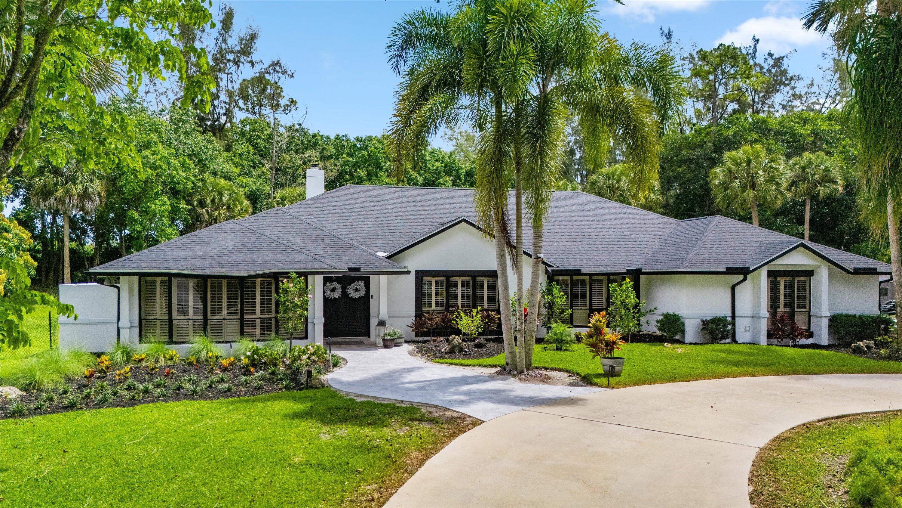 PINEWOOD OF WELLINGTON - Residential
